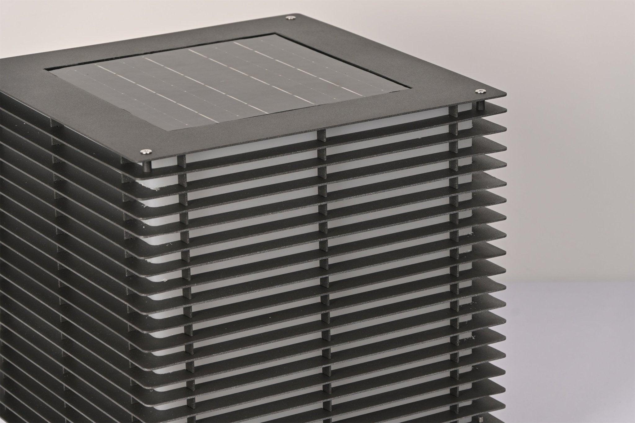 Eryon Solar Grid Outdoor Light - Letslighting