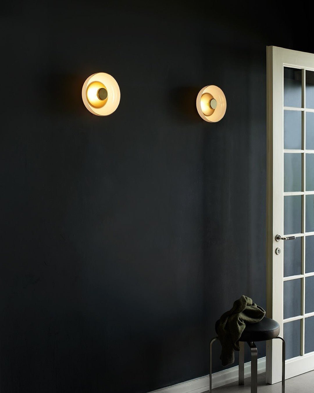 Crux Modern Minimalist Brass Glass Wall Light - Letslighting