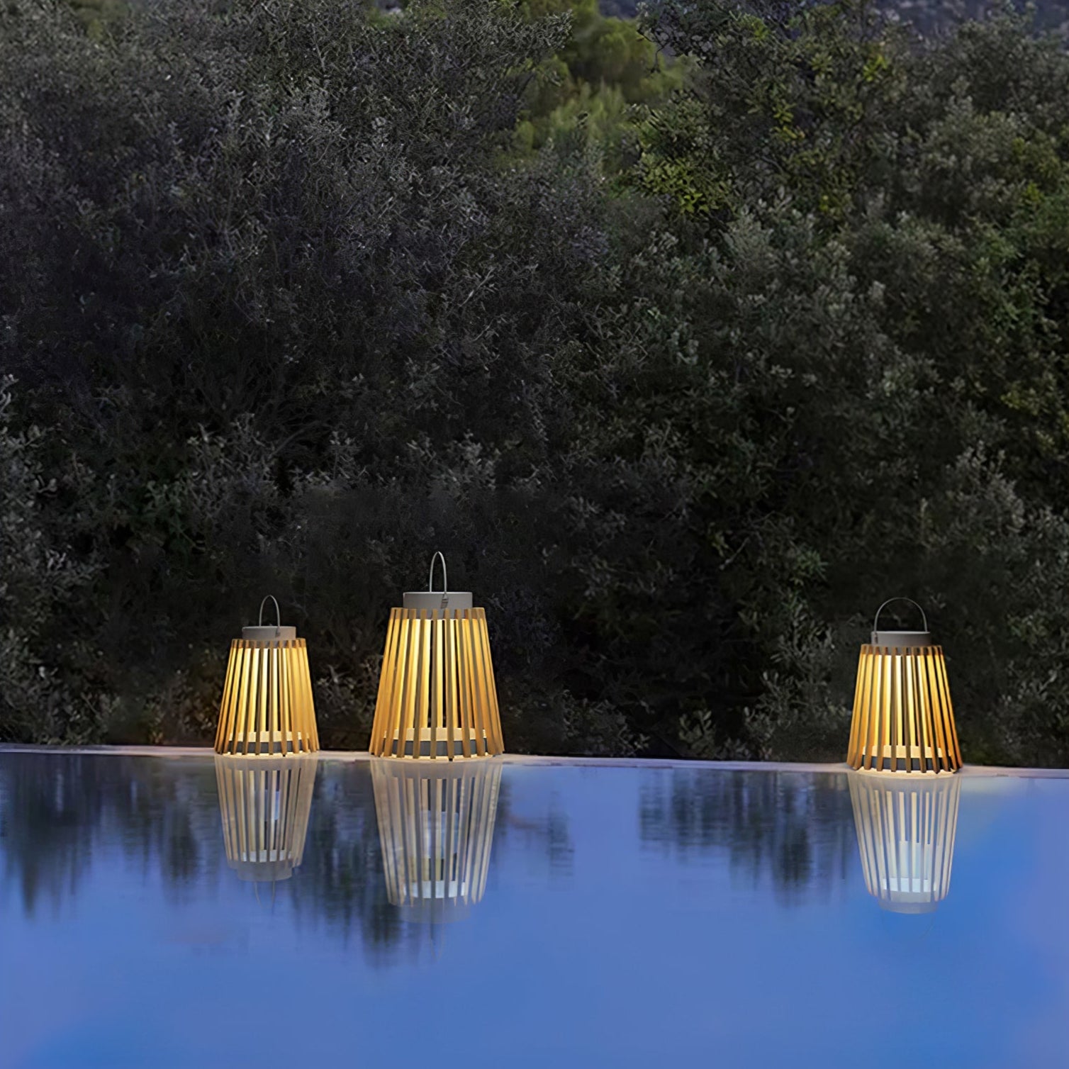 Solene Solar Outdoor Lantern Lamp - Letslighting