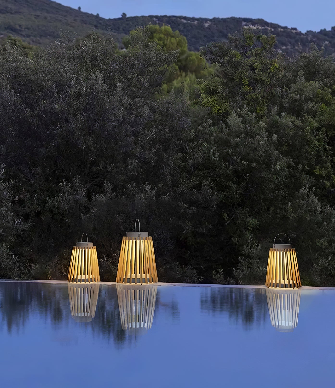 Solene Solar Outdoor Lantern Lamp - Letslighting