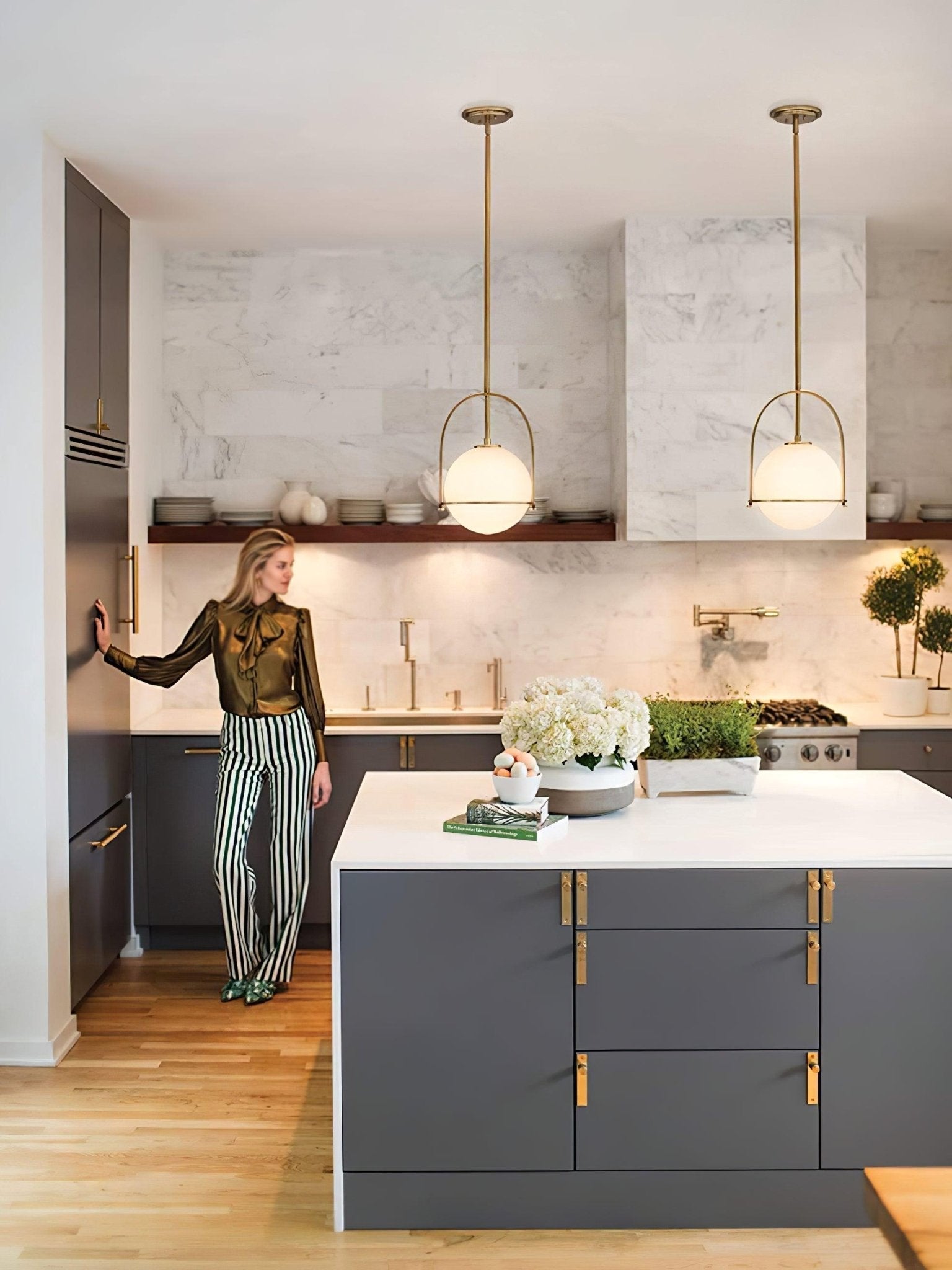 Obsidian Modern Glass Pendant Light - Letslighting