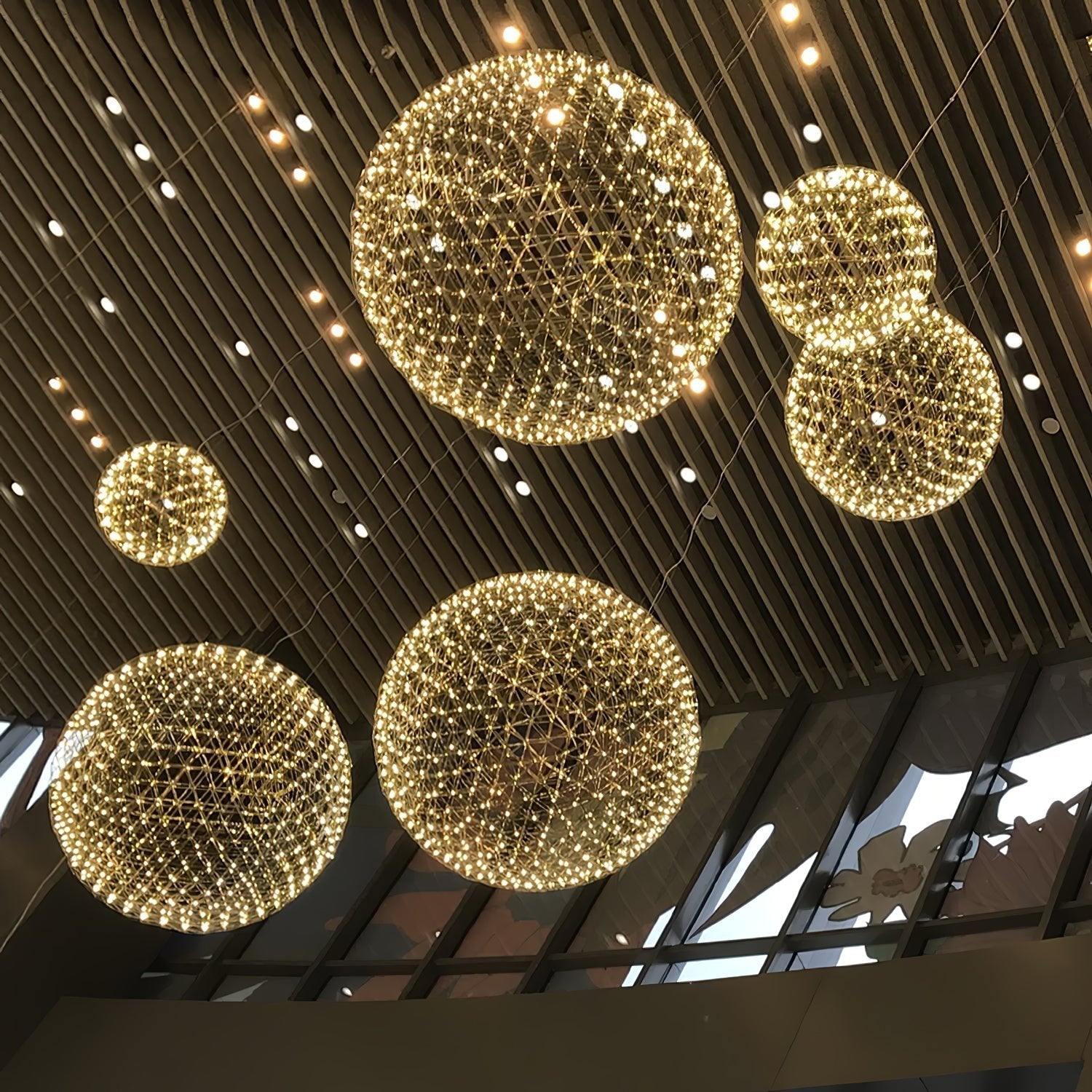 Ivthayra Postmodern Luxury Ball Gold Pendant Light - Letslighting