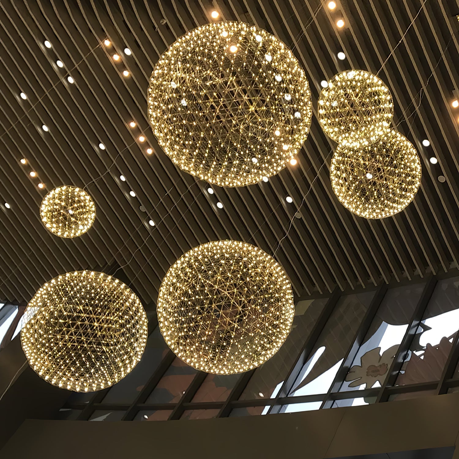 Lustra Pendant Lamp Spark Ball for Living Room - Letslighting
