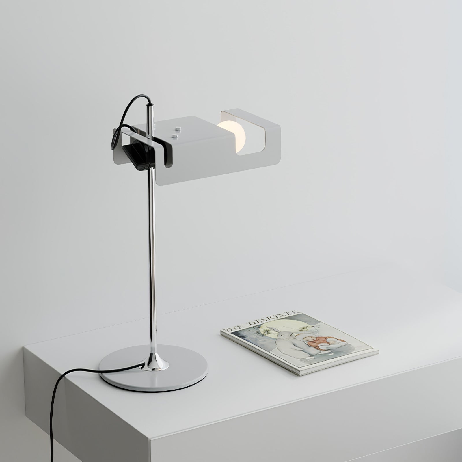 Lumousin Futuristic Table Lamp - Letslighting