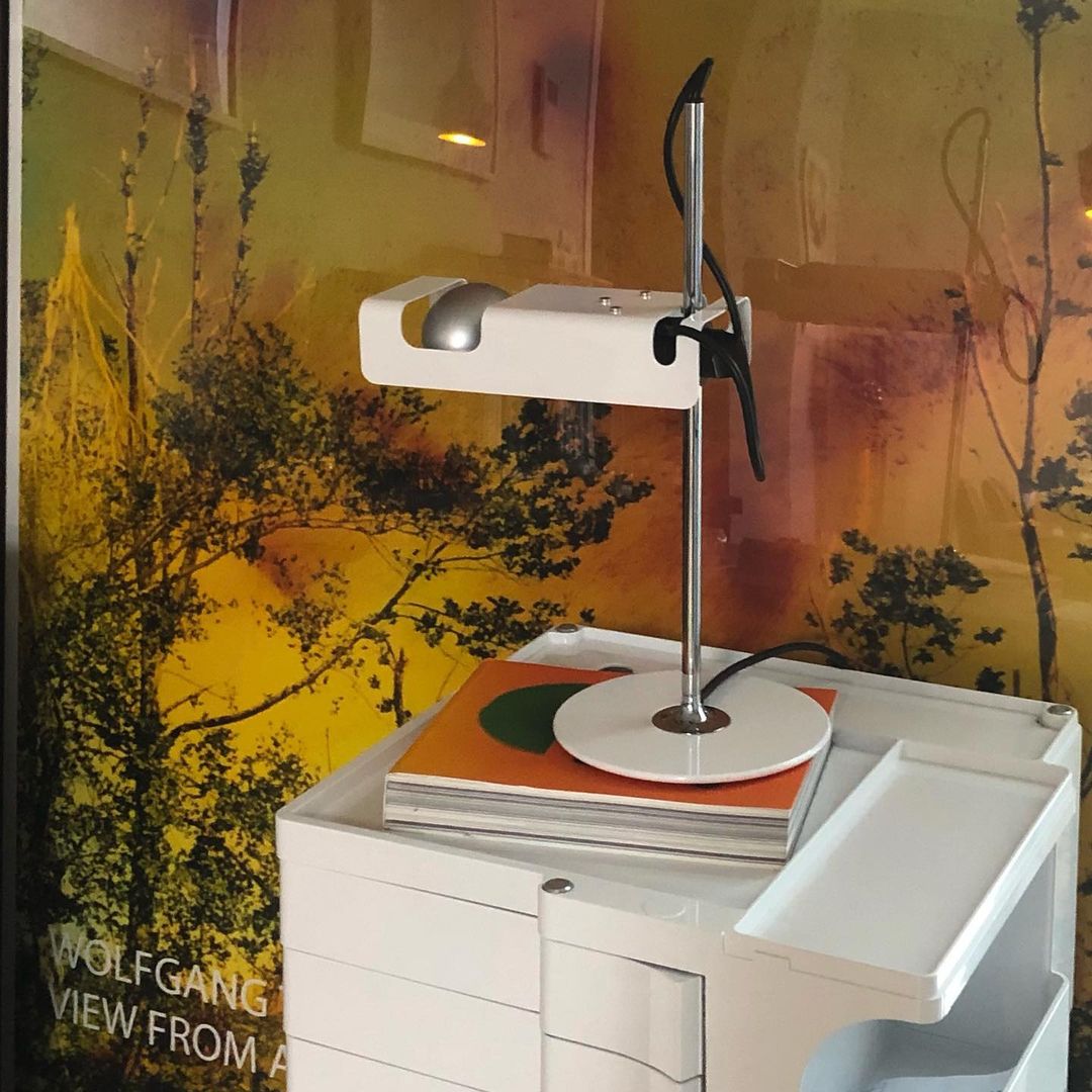 Lumousin Futuristic Table Lamp - Letslighting