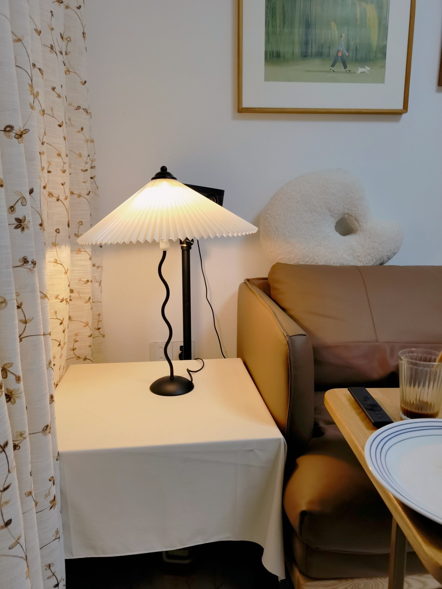 Vioro Fabric Table Lamp - Letslighting