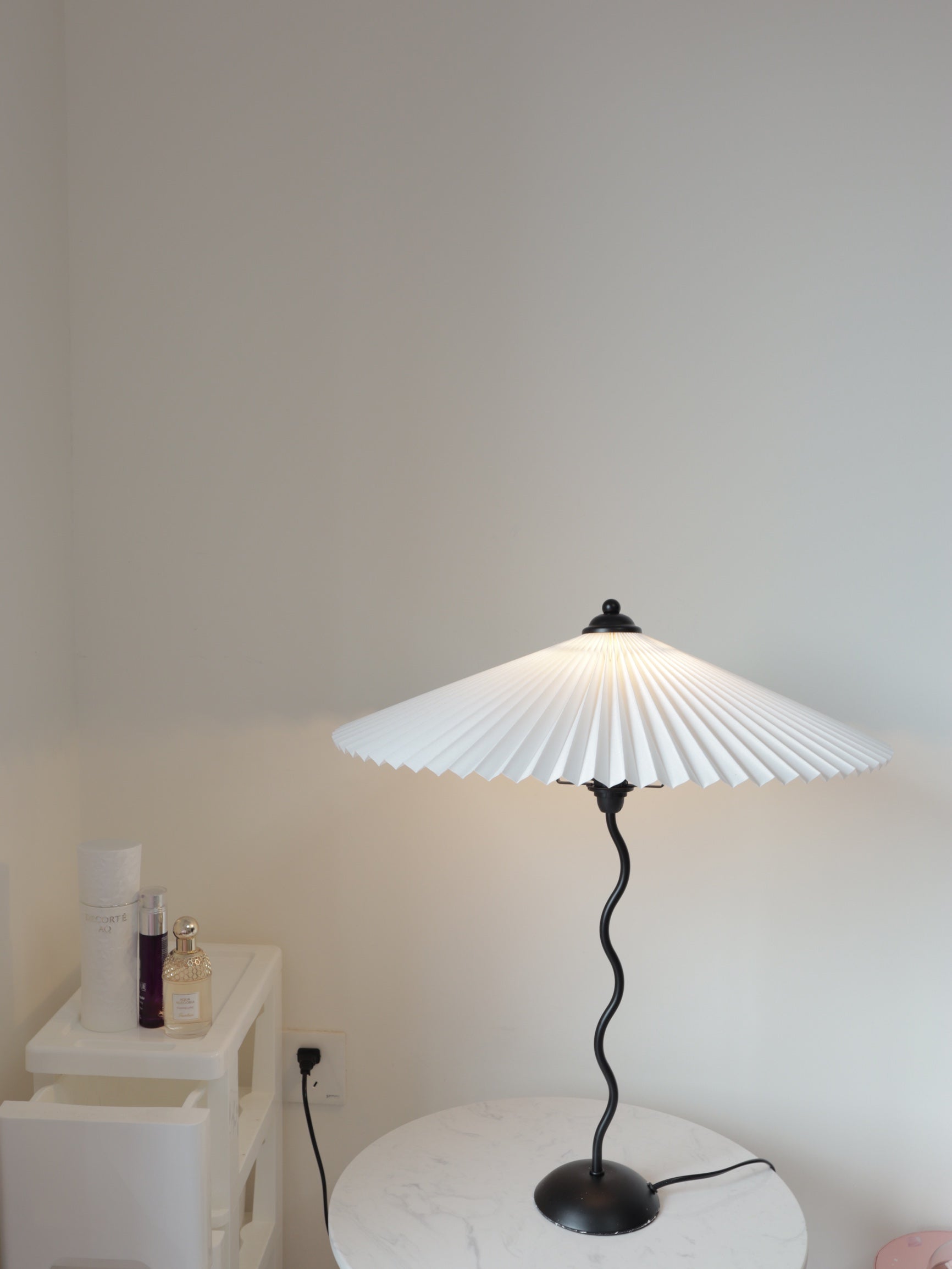 Vioro Fabric Table Lamp - Letslighting