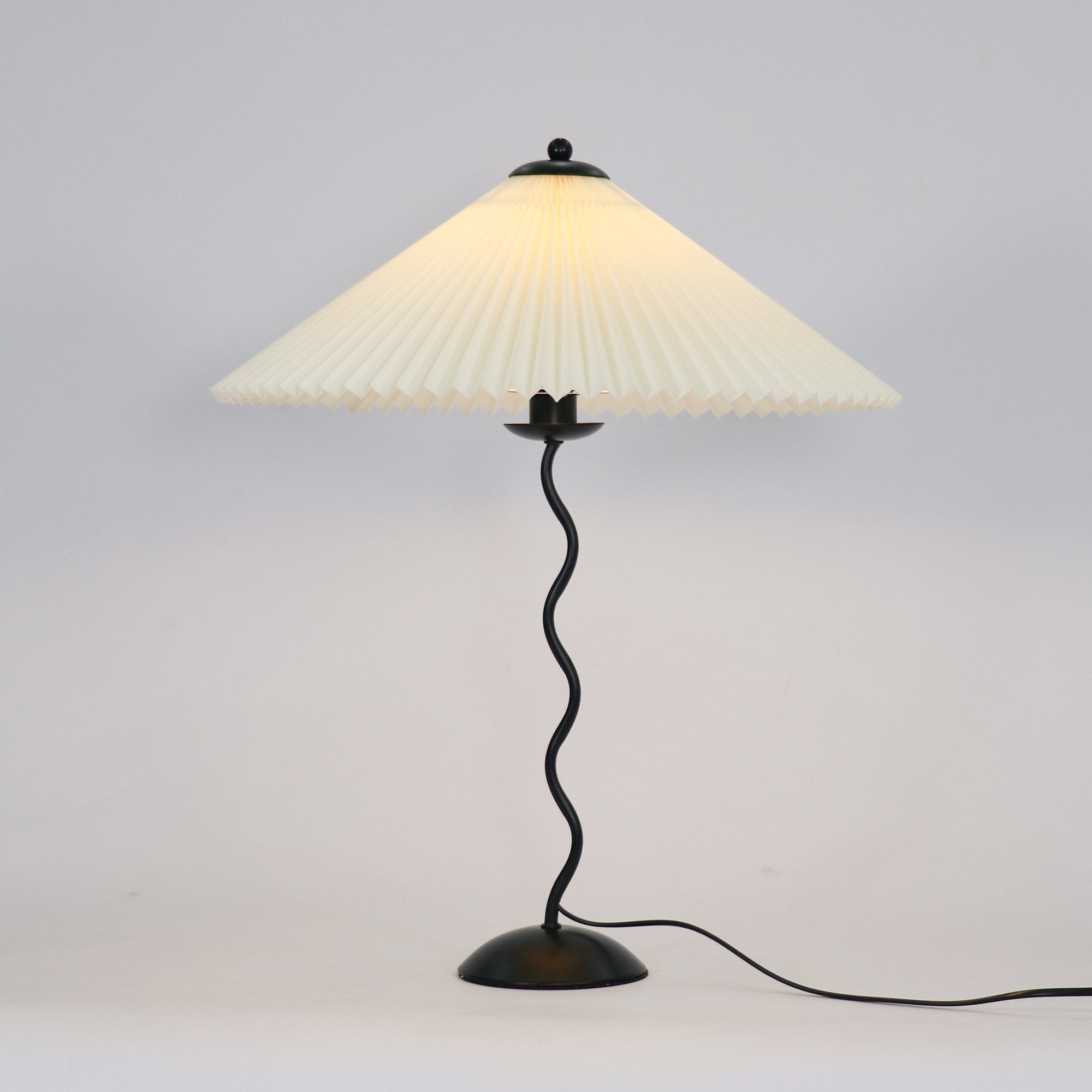 Vioro Fabric Table Lamp - Letslighting