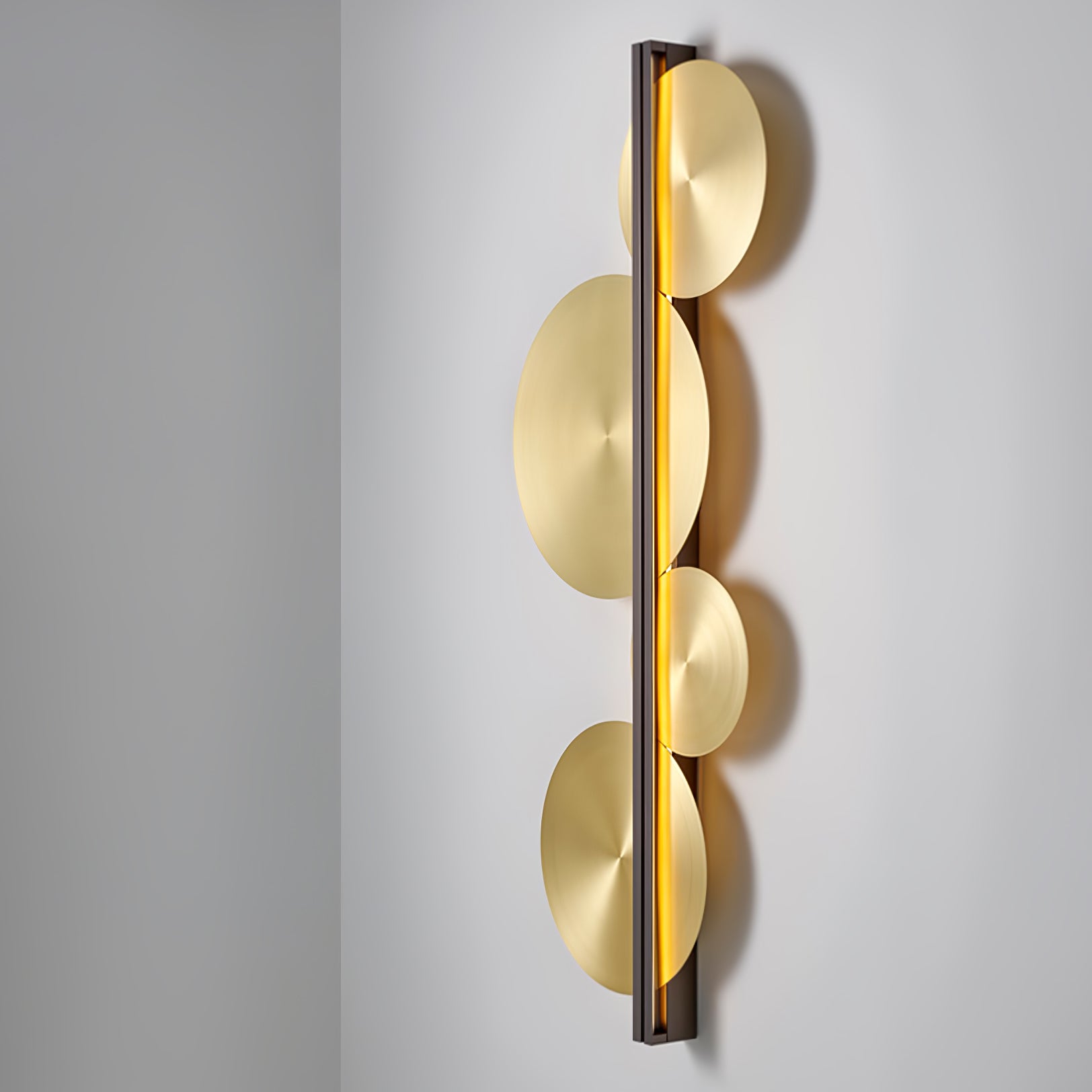Lustra Wall Lamp Gold Circular Sculptural - Letslighting