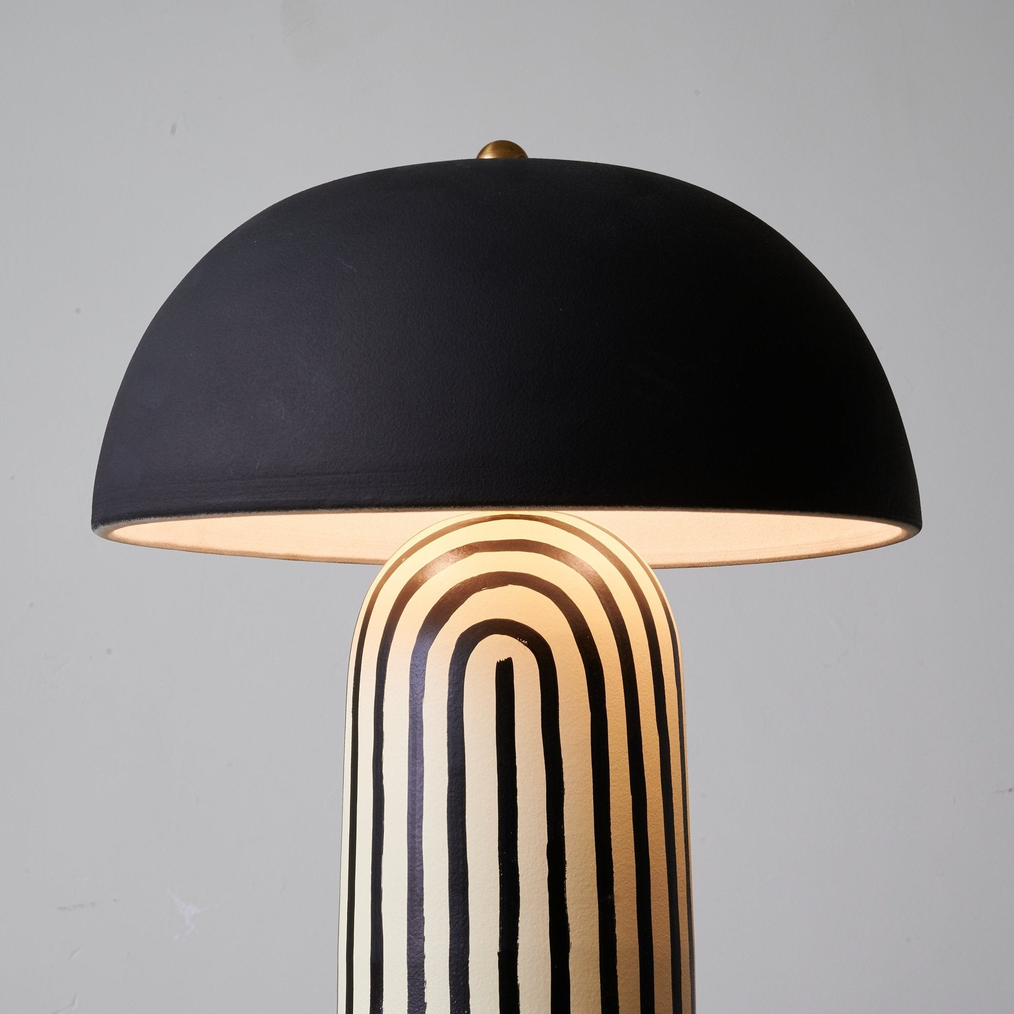 Jules Minimalist Ceramics Table Lamp - Letslighting