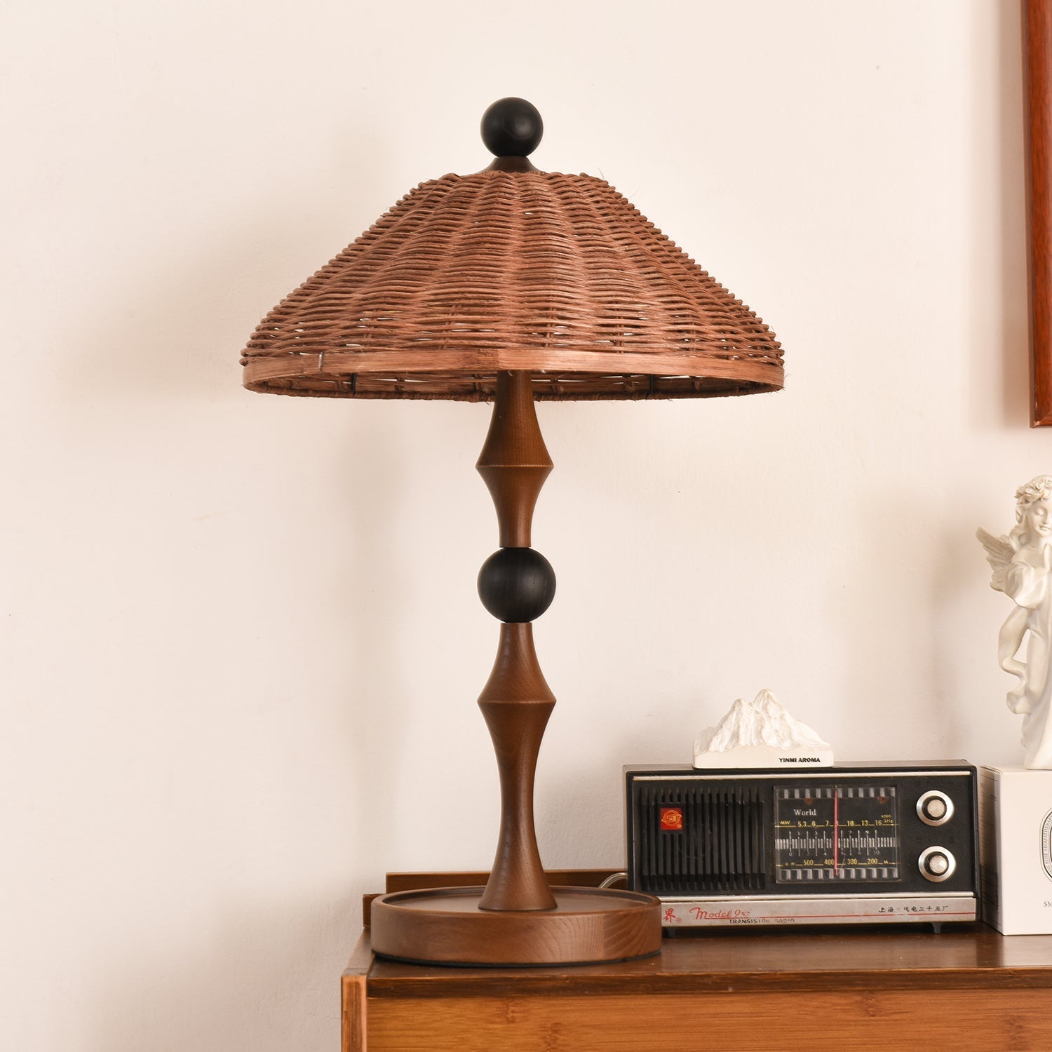 Miran Wood Rattan Vintage Table Lamp - Letslighting