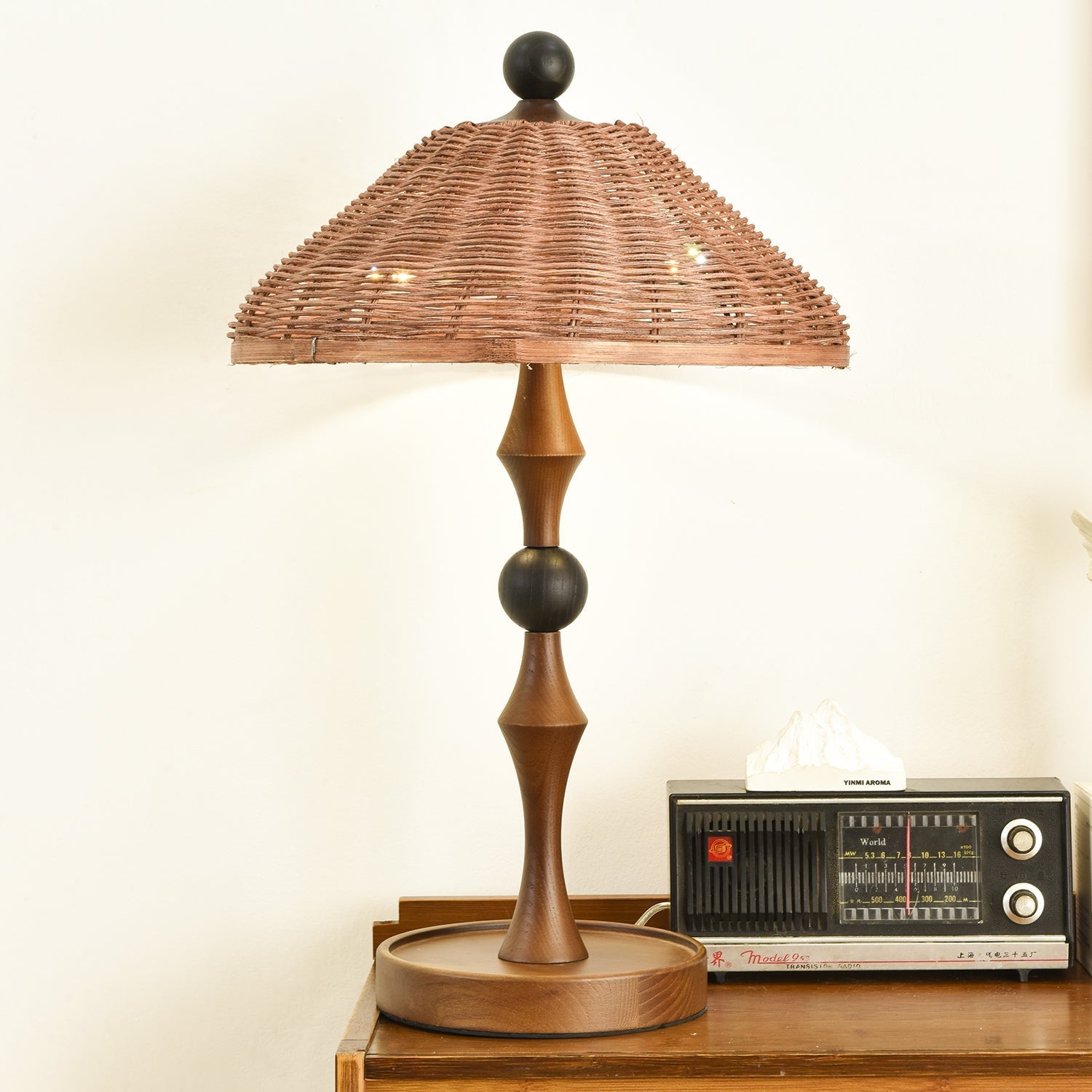 Miran Wood Rattan Vintage Table Lamp - Letslighting