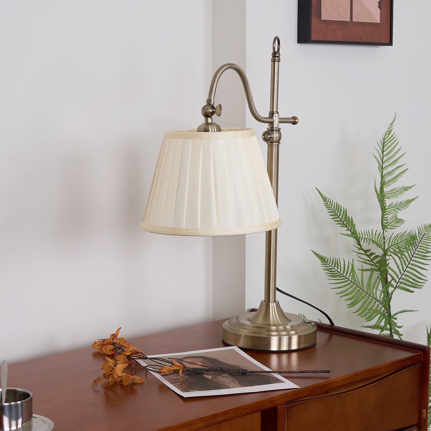 Katie Vintage Table Lamp - Letslighting