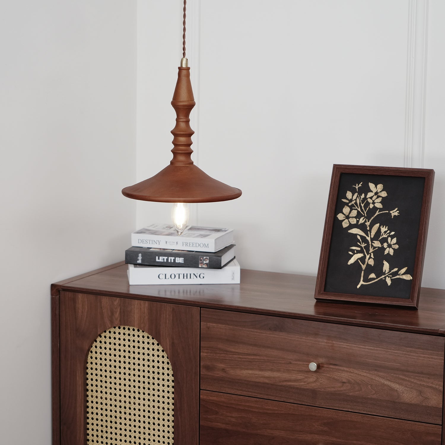Iraeiel Vintage Minimalist Wooden Pendant Light - Letslighting