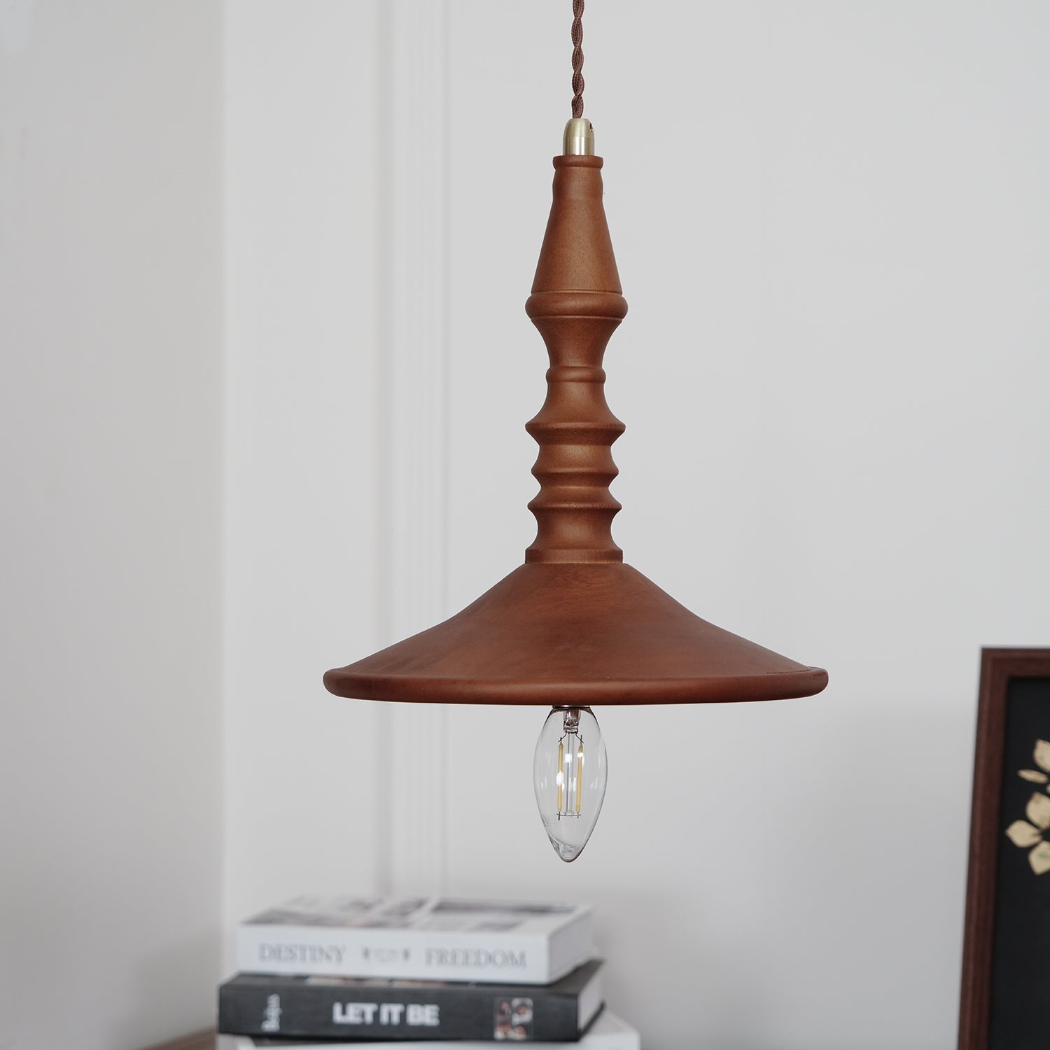 Iraeiel Vintage Minimalist Wooden Pendant Light - Letslighting