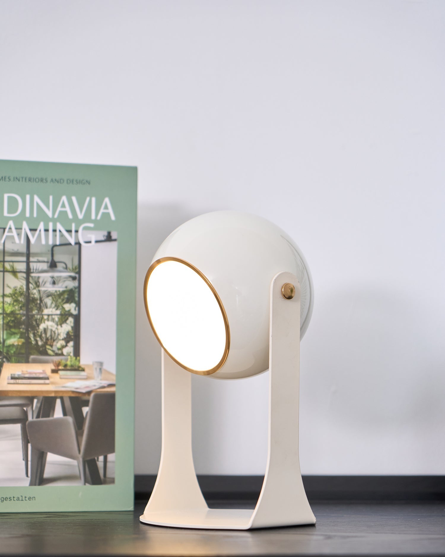 Lumonet Acrylic Minimalist Table Lamp - Letslighting