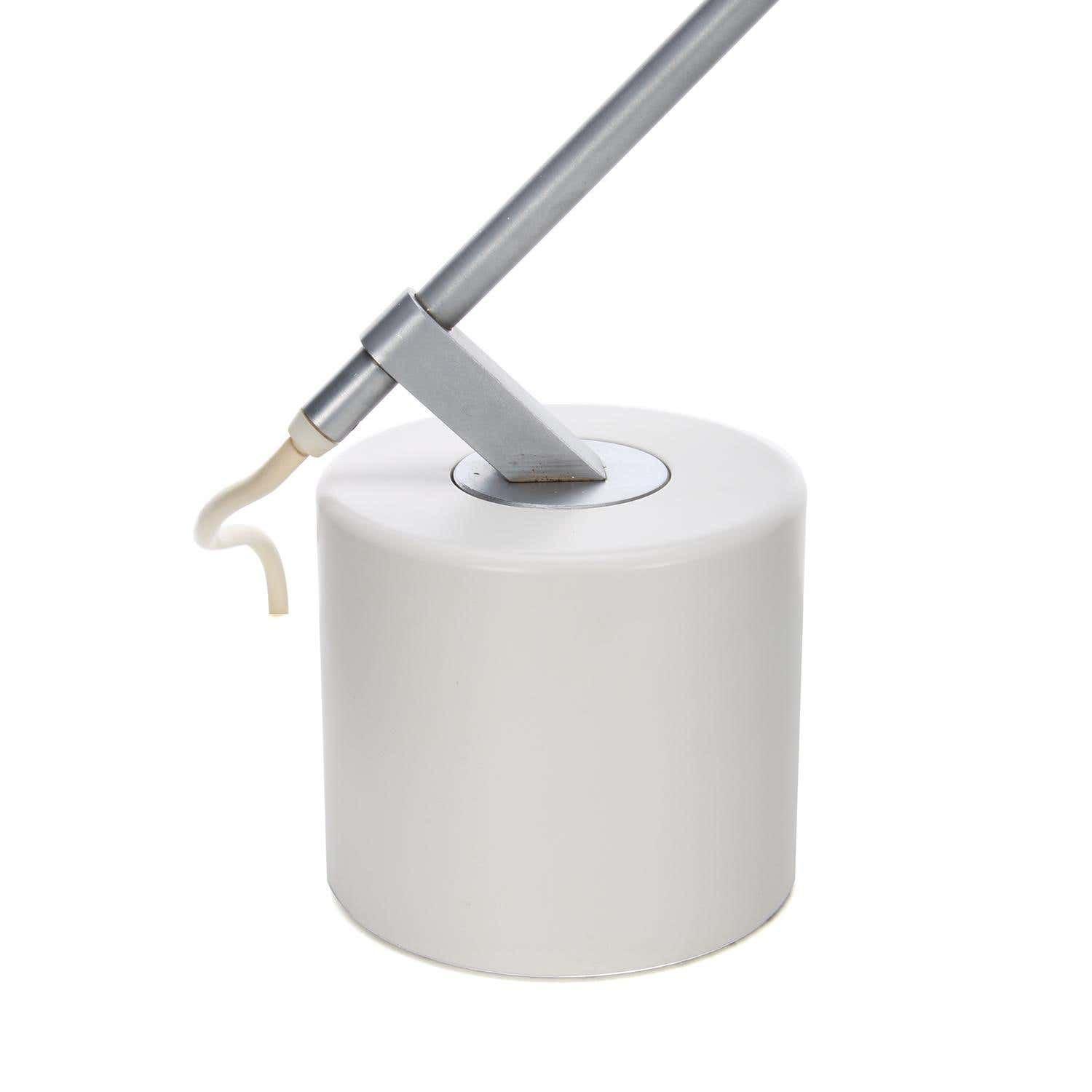 Calyx Small Hat Table Lamp - Letslighting