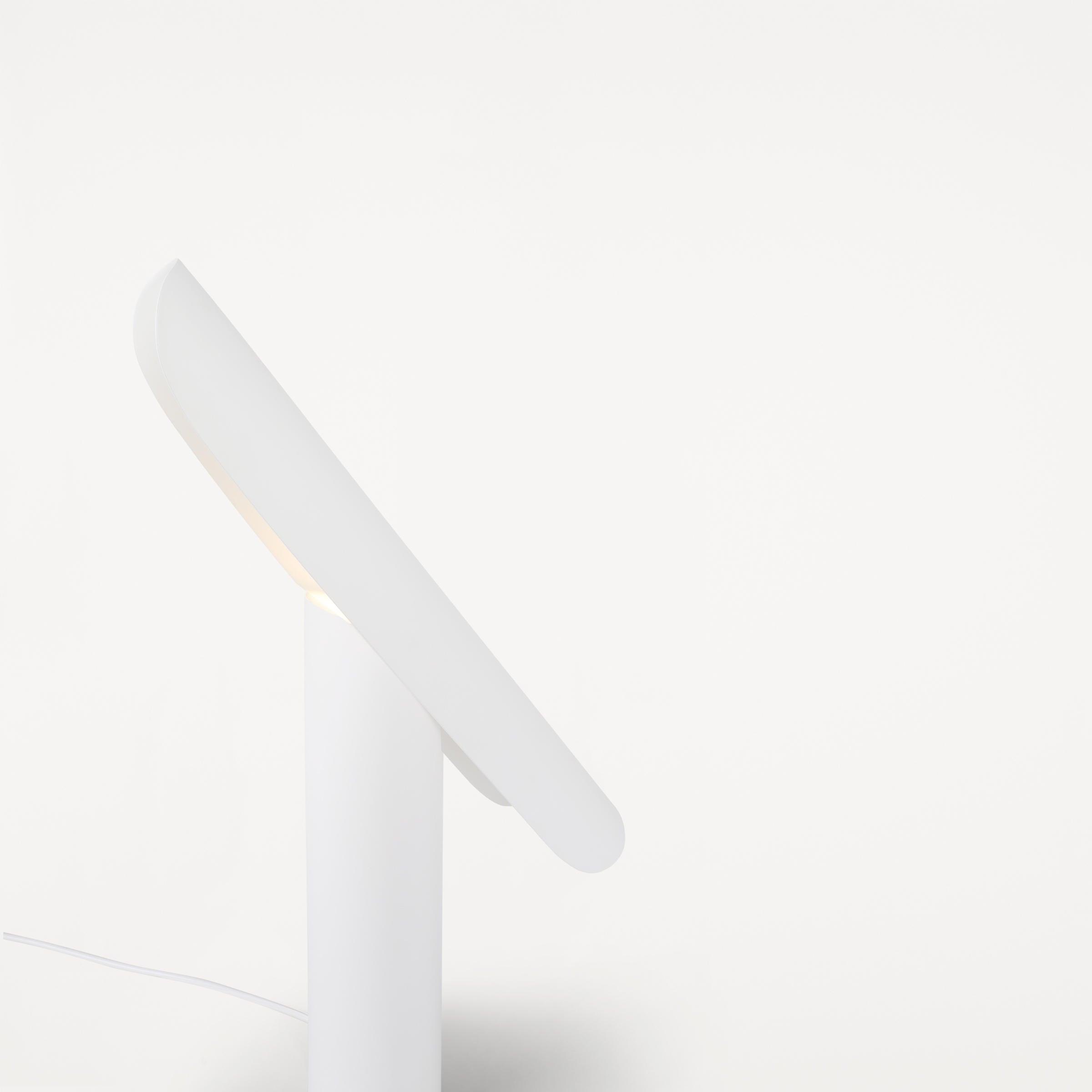 Zenice Minimalist Table Lamp - Letslighting