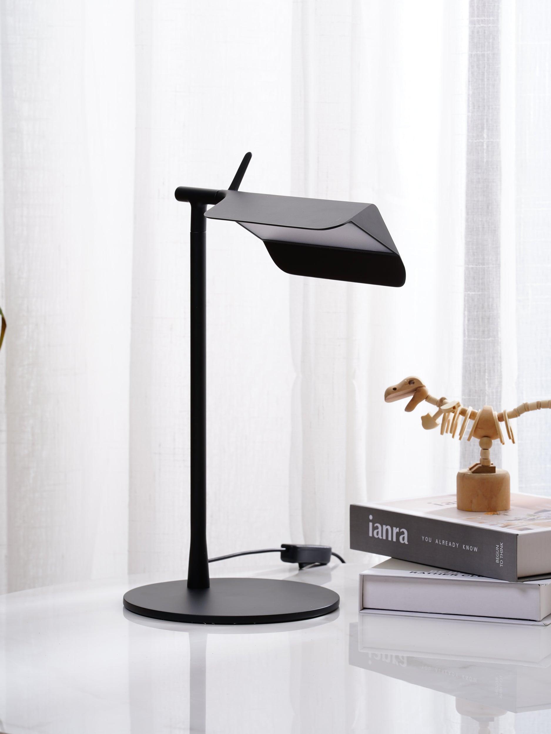 Axil Acrylic Minimalist Table Lamp - Letslighting