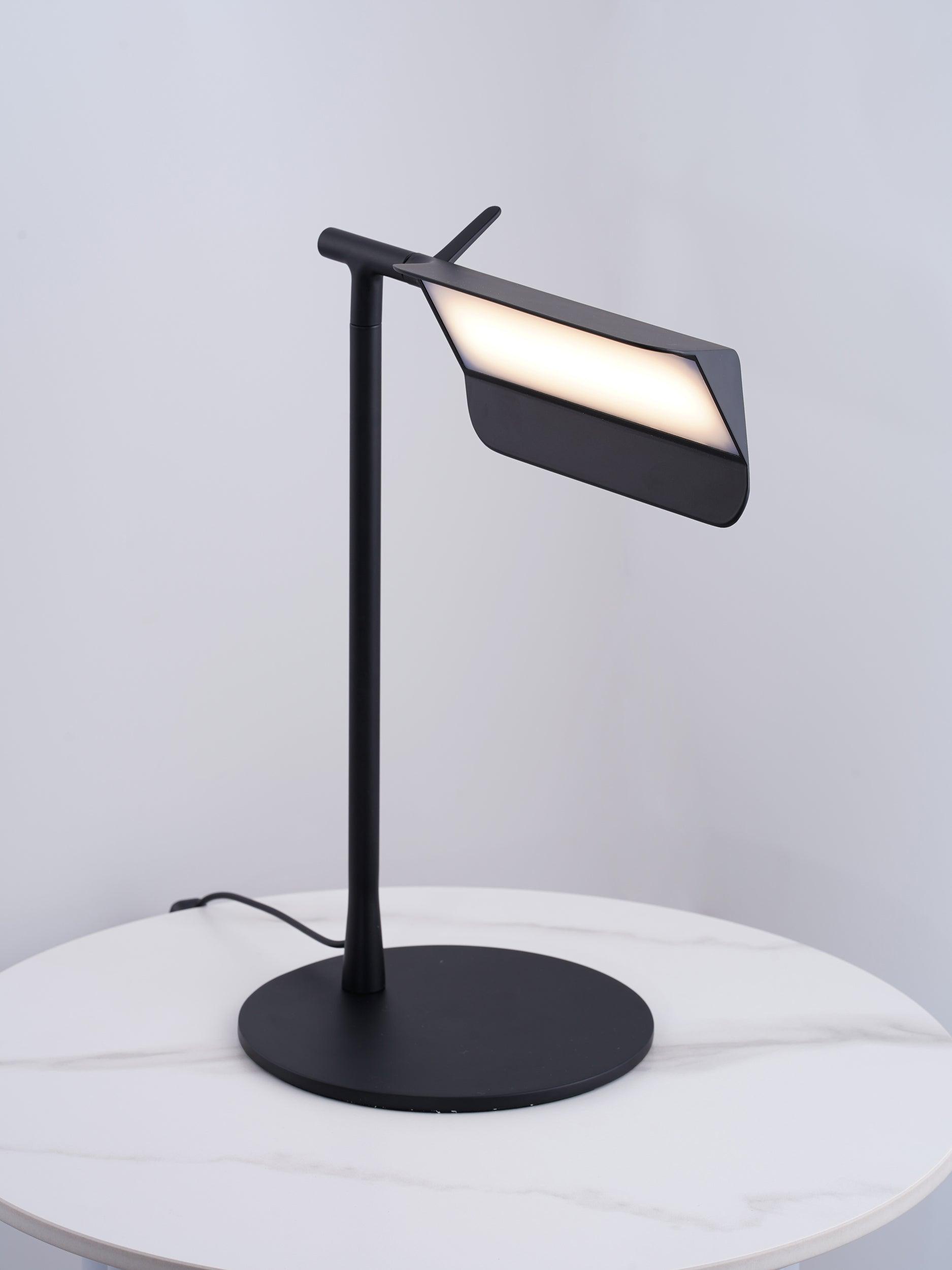 Axil Acrylic Minimalist Table Lamp - Letslighting