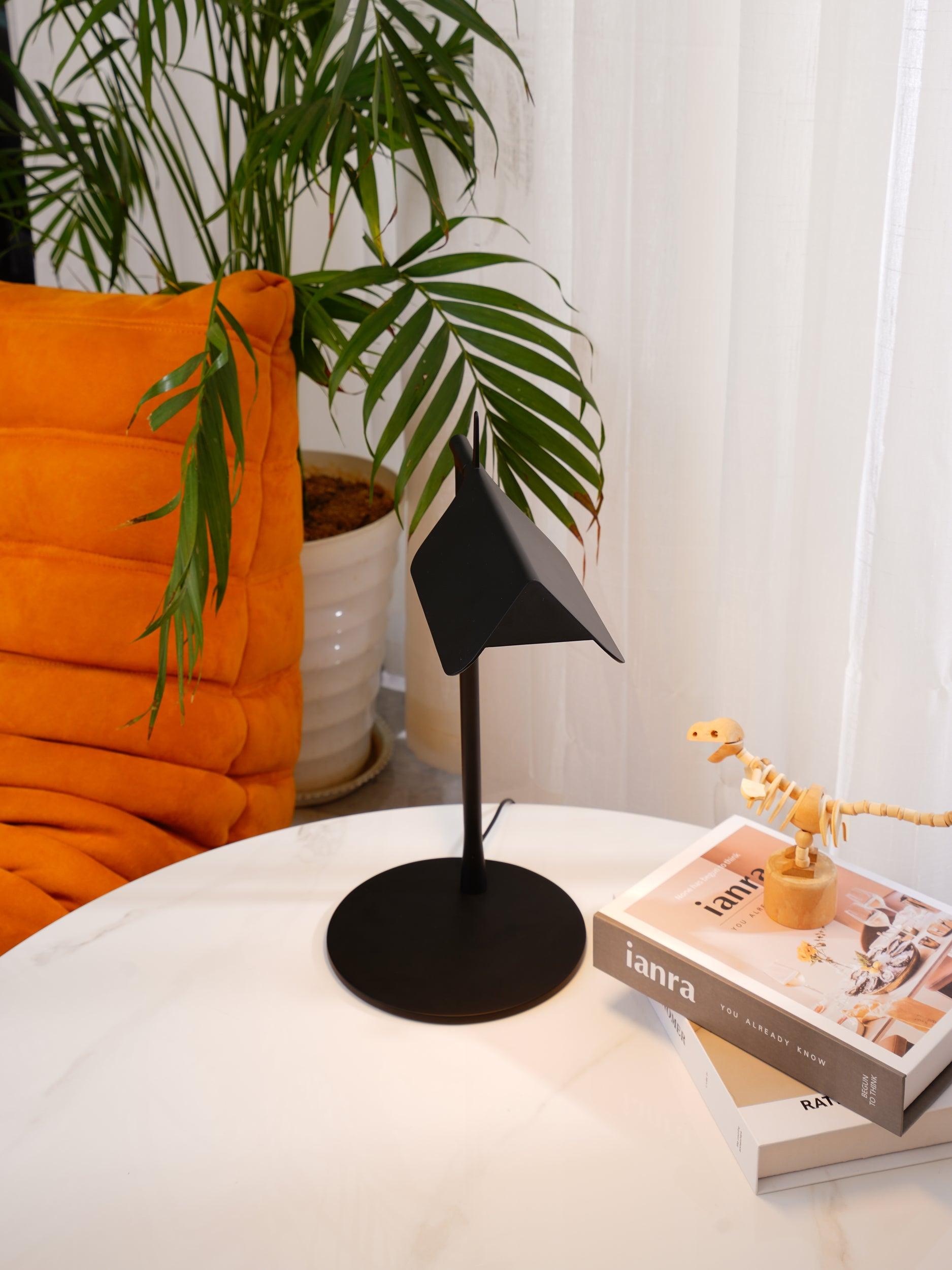 Axil Acrylic Minimalist Table Lamp - Letslighting