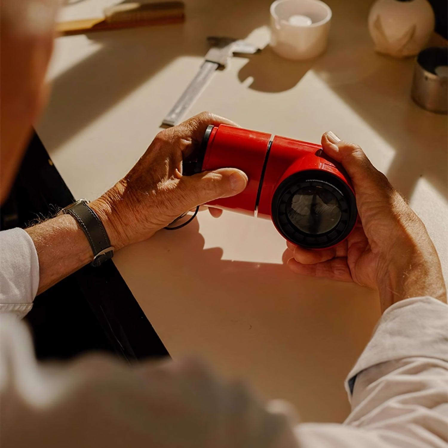 Liorain Resin Playful Table Lamp - Letslighting