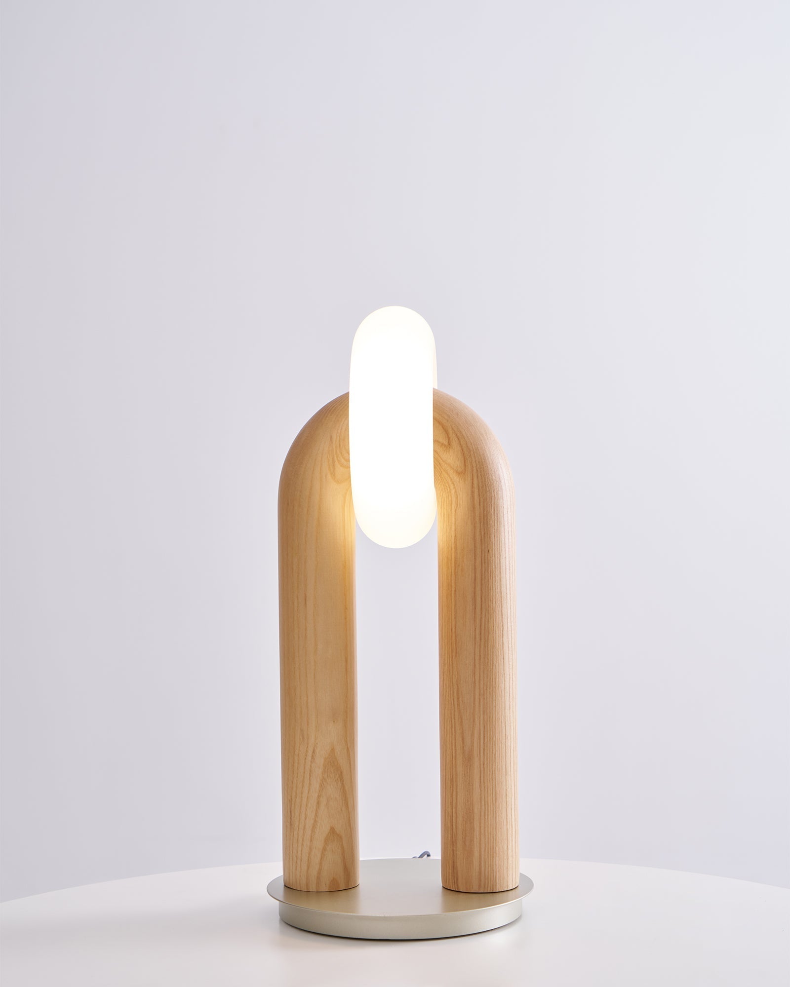 Roxen Wood Vintage Table Lamp - Letslighting