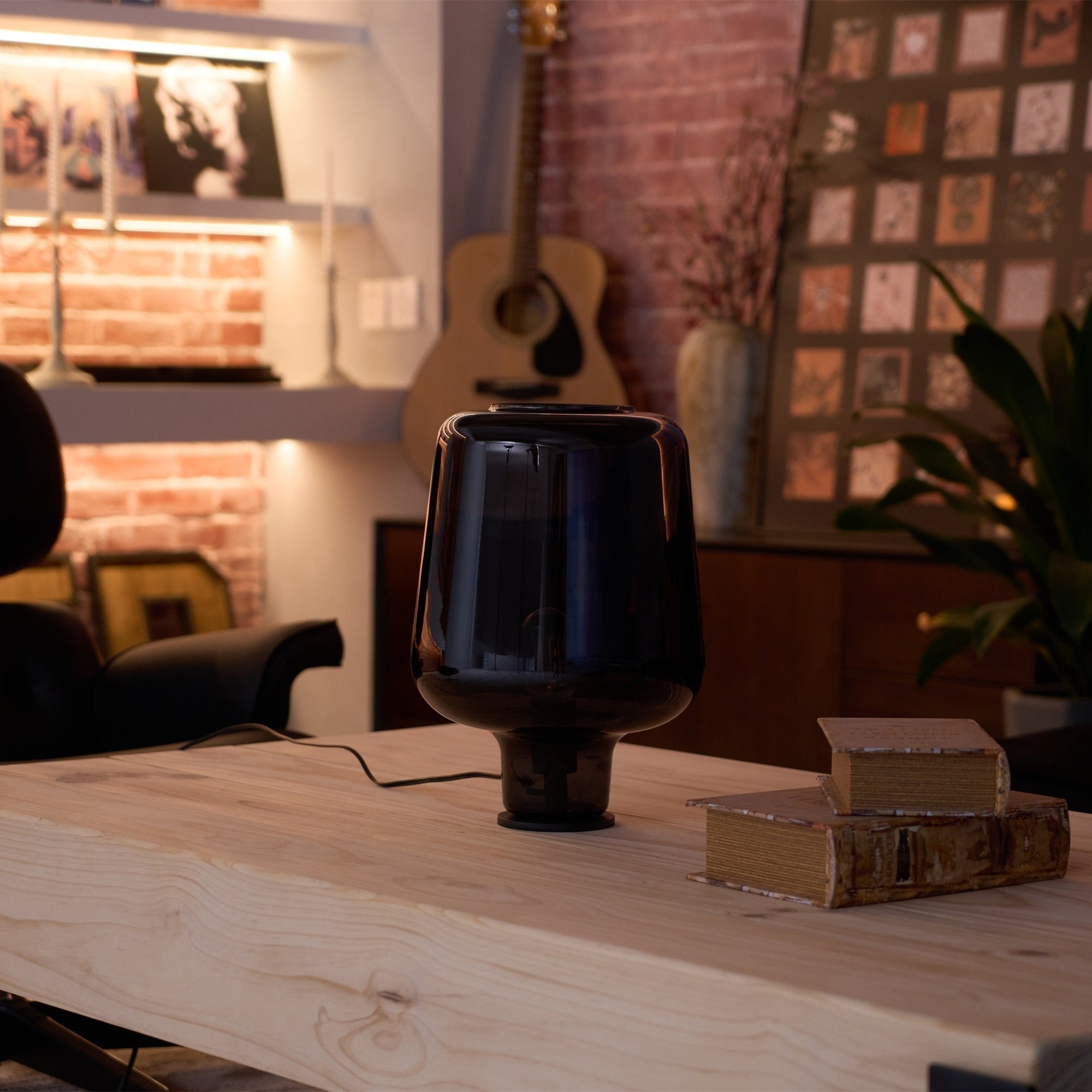 Elarian Glass Contemporary Table Lamp - Letslighting