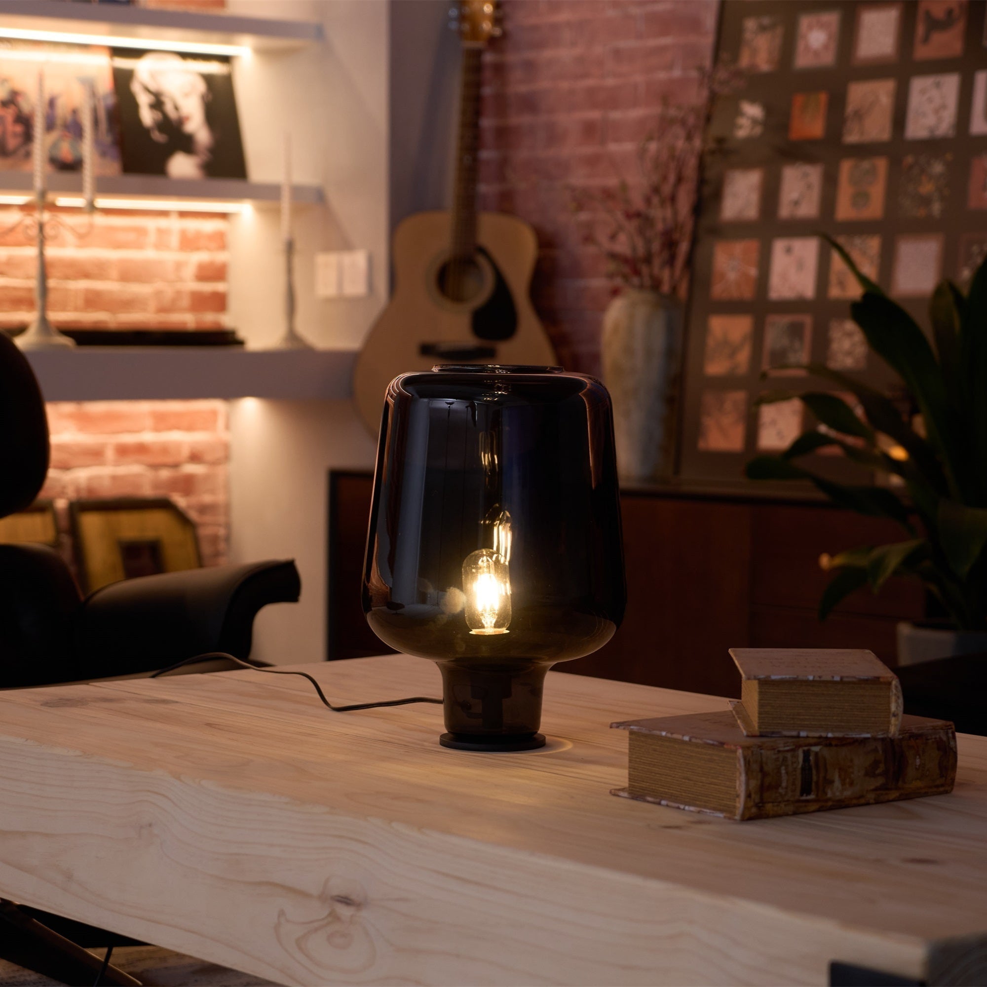 Elarian Glass Contemporary Table Lamp - Letslighting