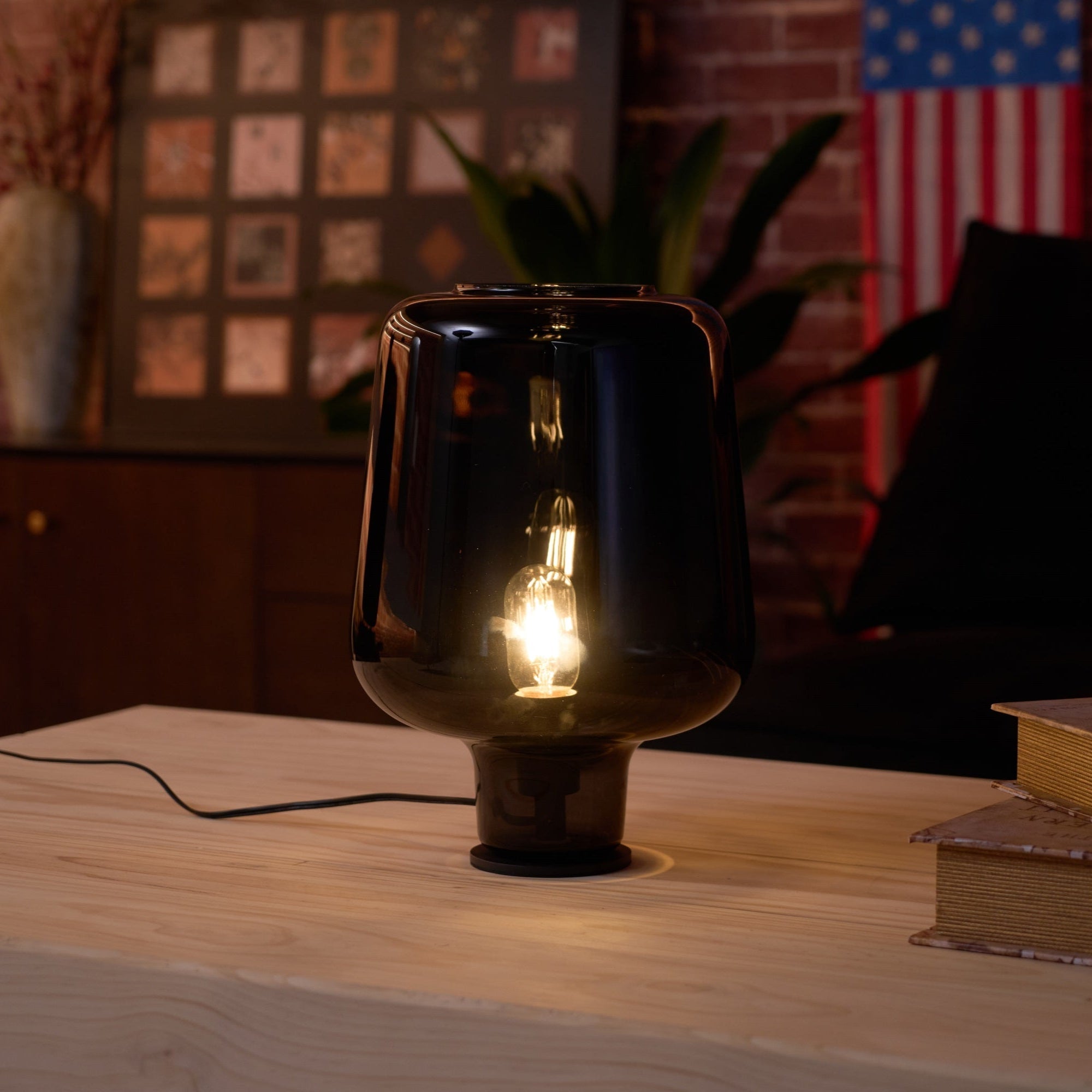 Elarian Glass Contemporary Table Lamp - Letslighting