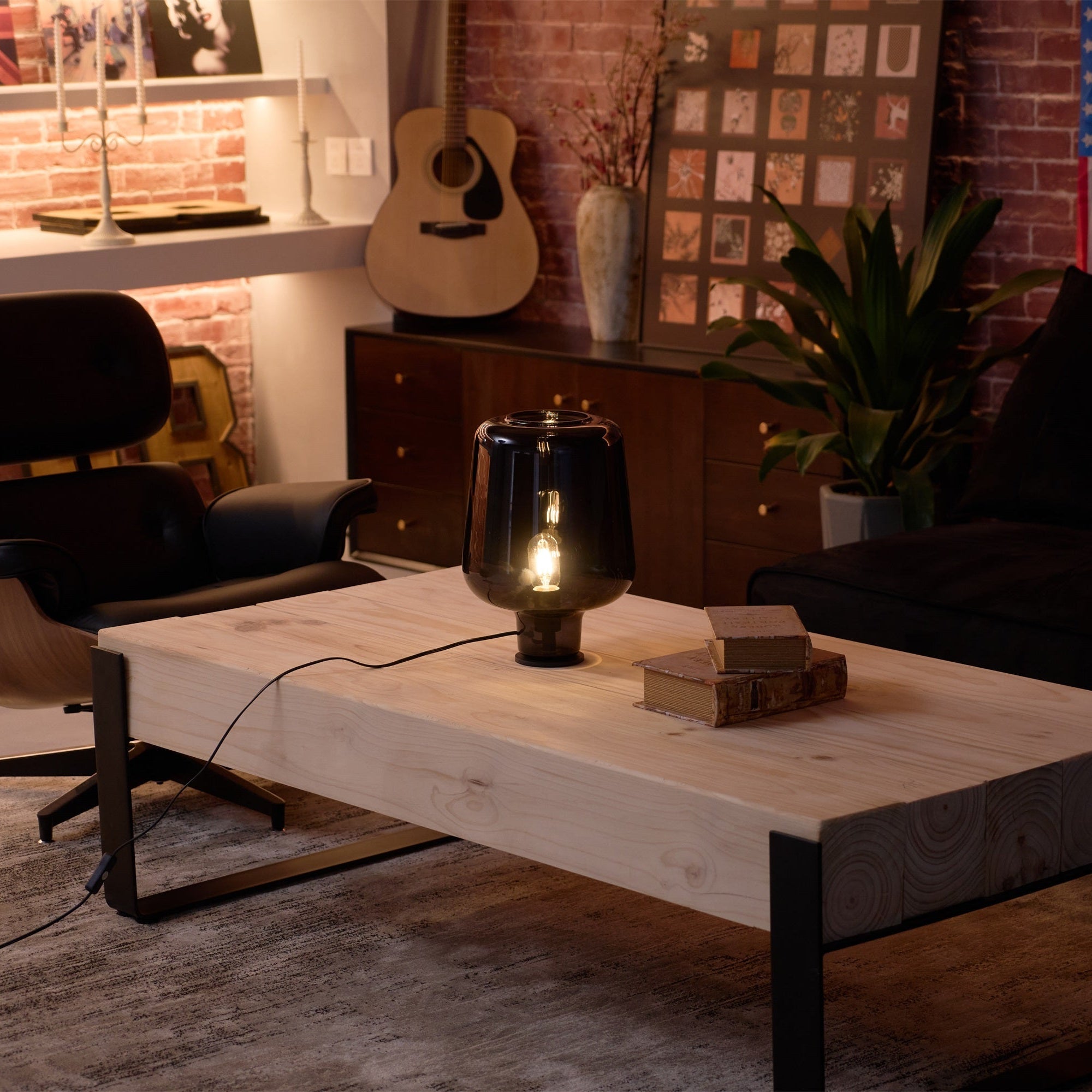 Elarian Glass Contemporary Table Lamp - Letslighting