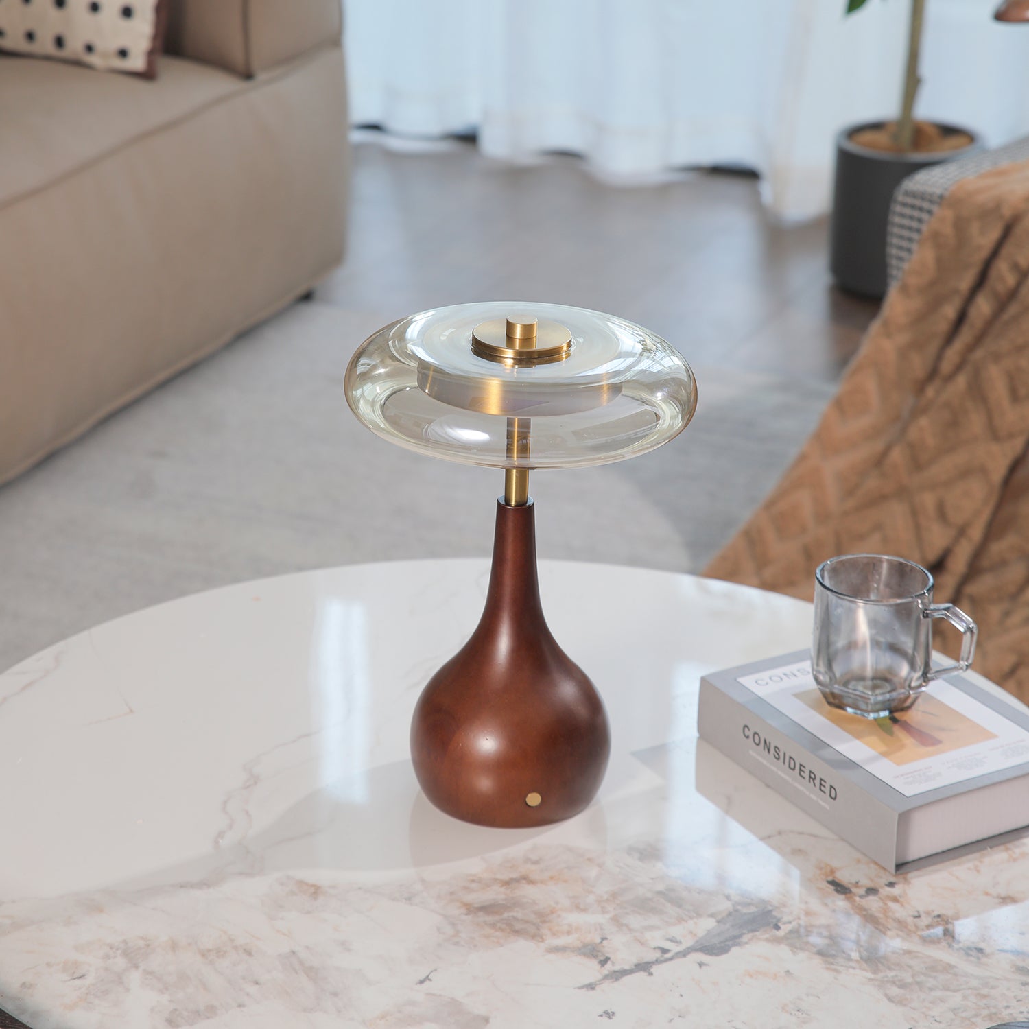 Solance Wood Vintage Table Lamp - Letslighting