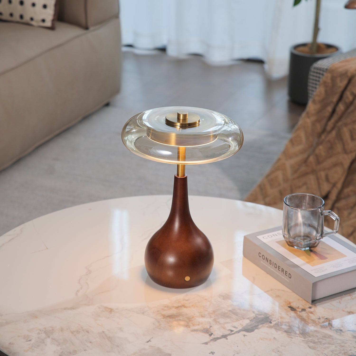 Solance Wood Vintage Table Lamp - Letslighting