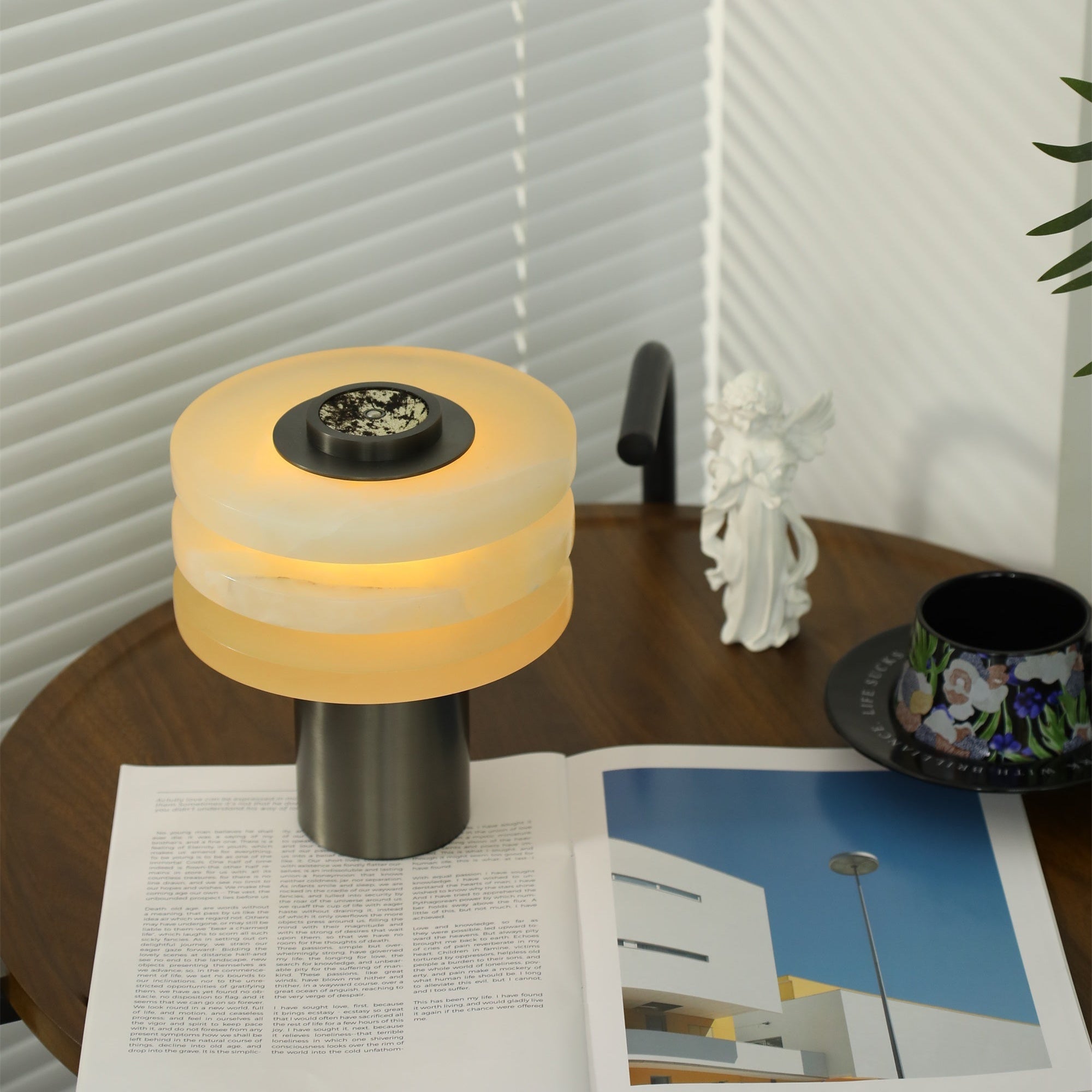 Tiered Obelisk Alabaster Table Lamp - Letslighting