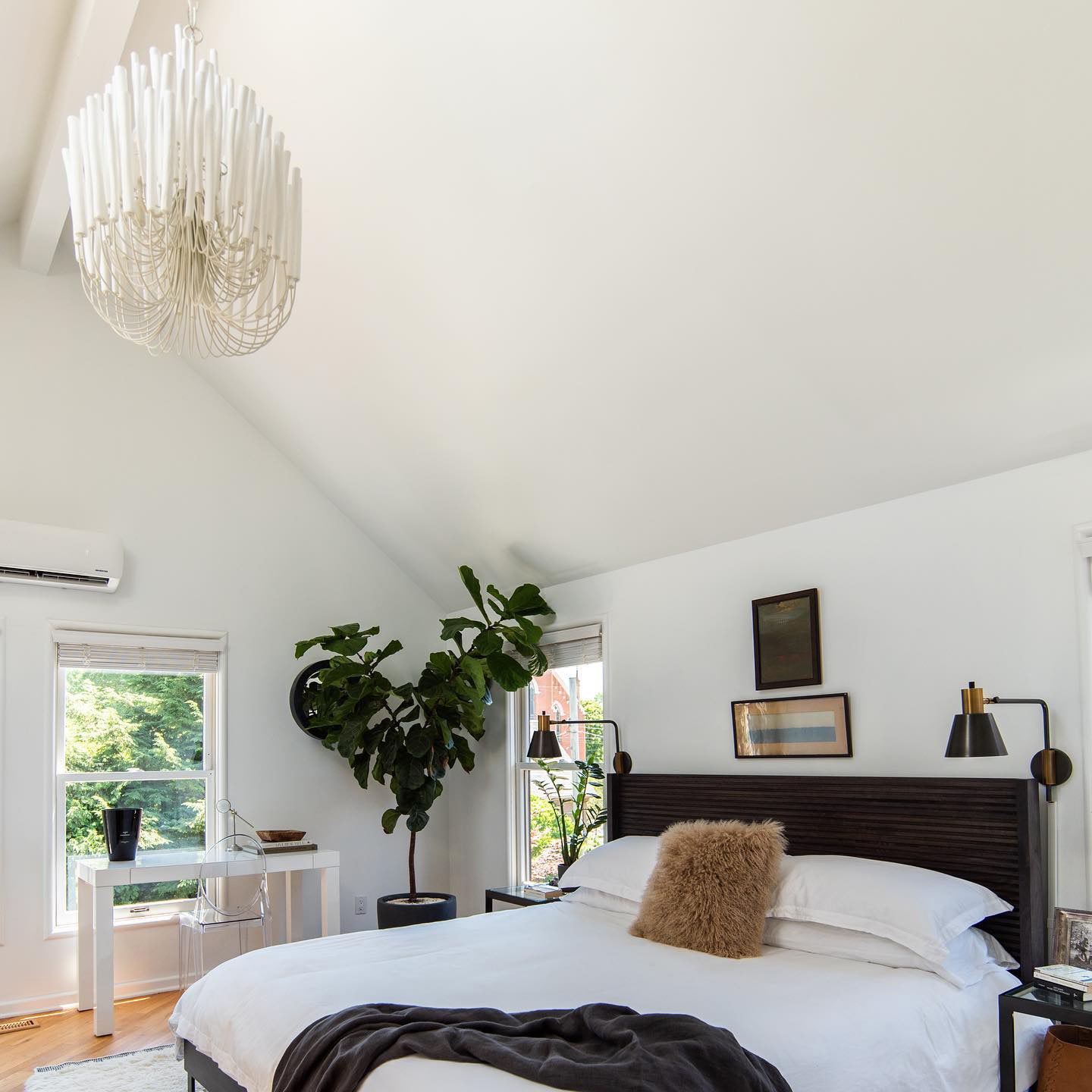 Kristy Sculptural Chandeliers - Letslighting