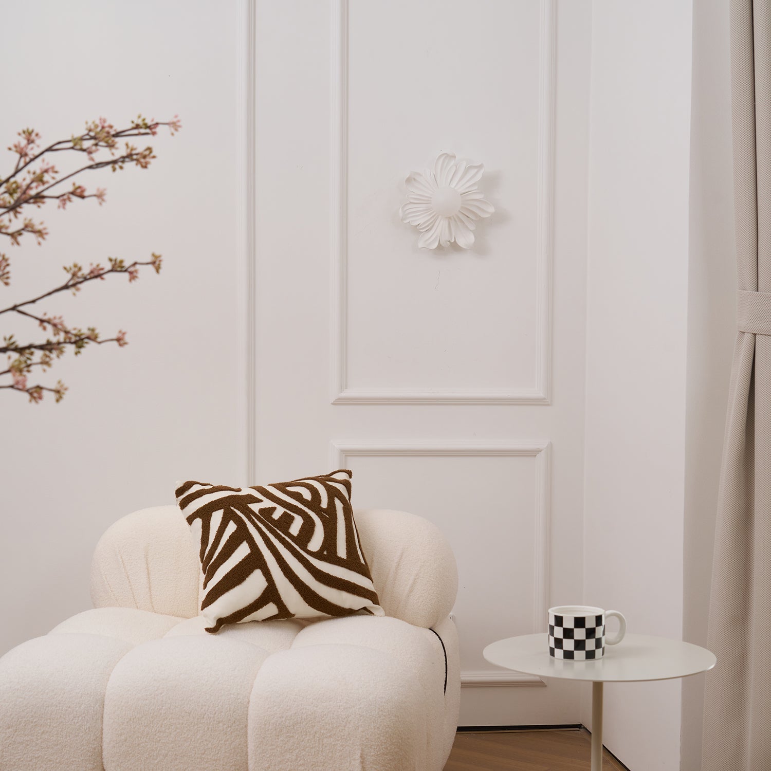 Tina Flower Wall Lamp - Letslighting
