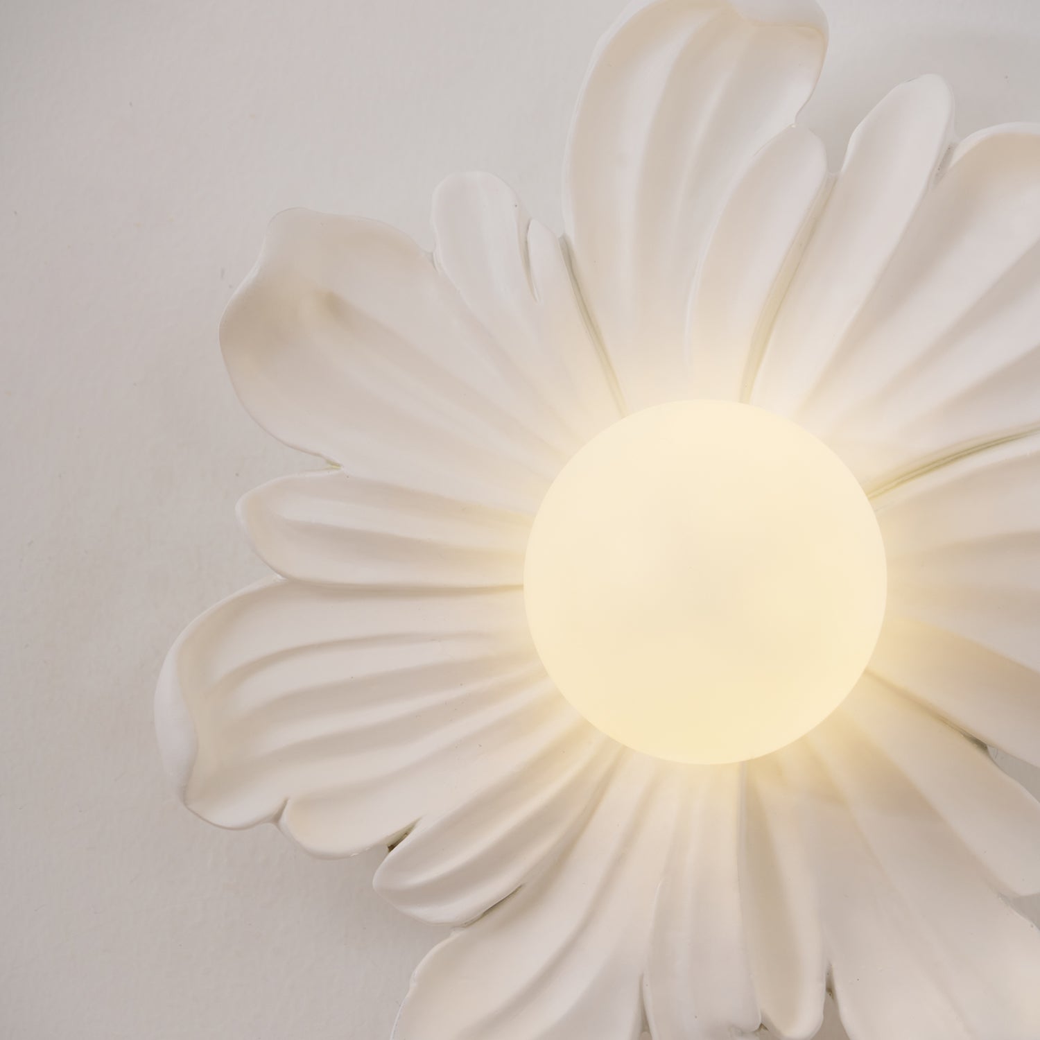 Tina Flower Wall Lamp - Letslighting