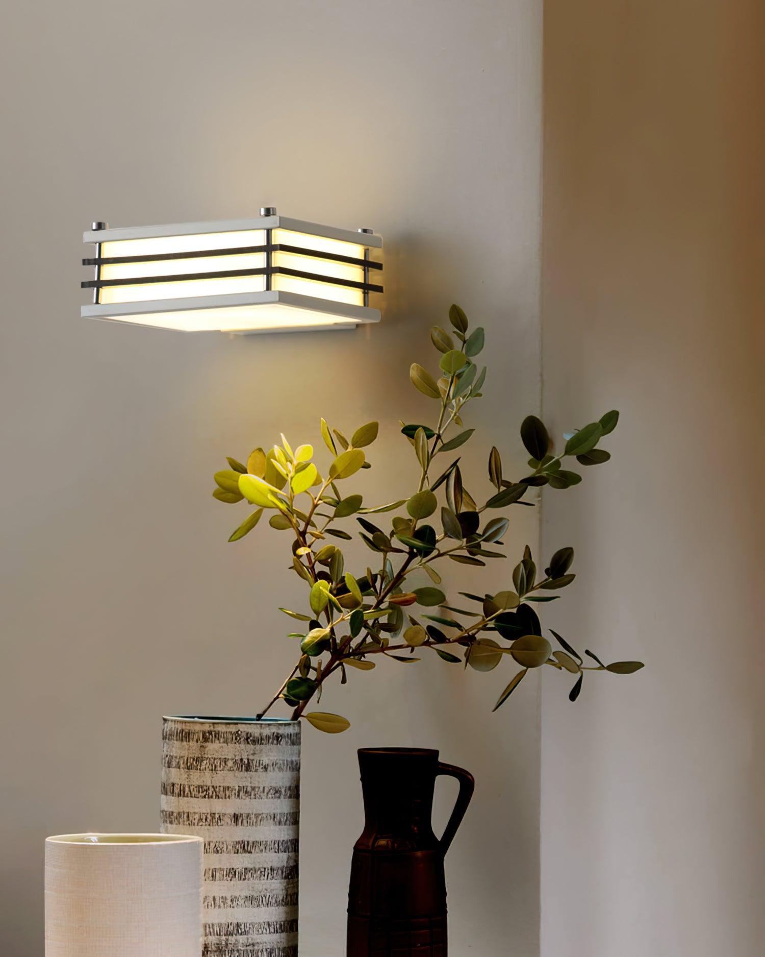 Lyra Minimalist Wall Light