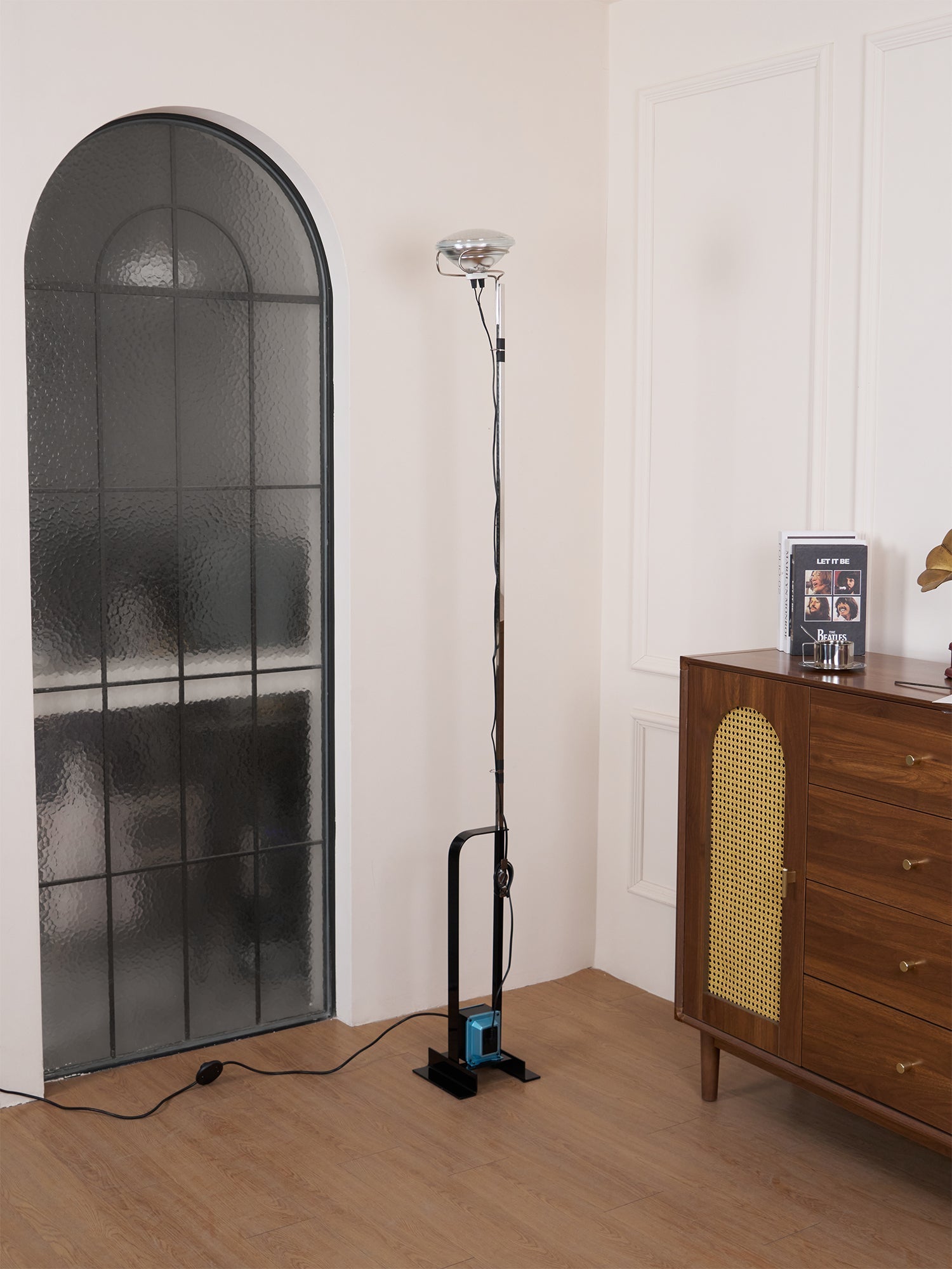 Gerald Contemporary Floor Lamp - Letslighting