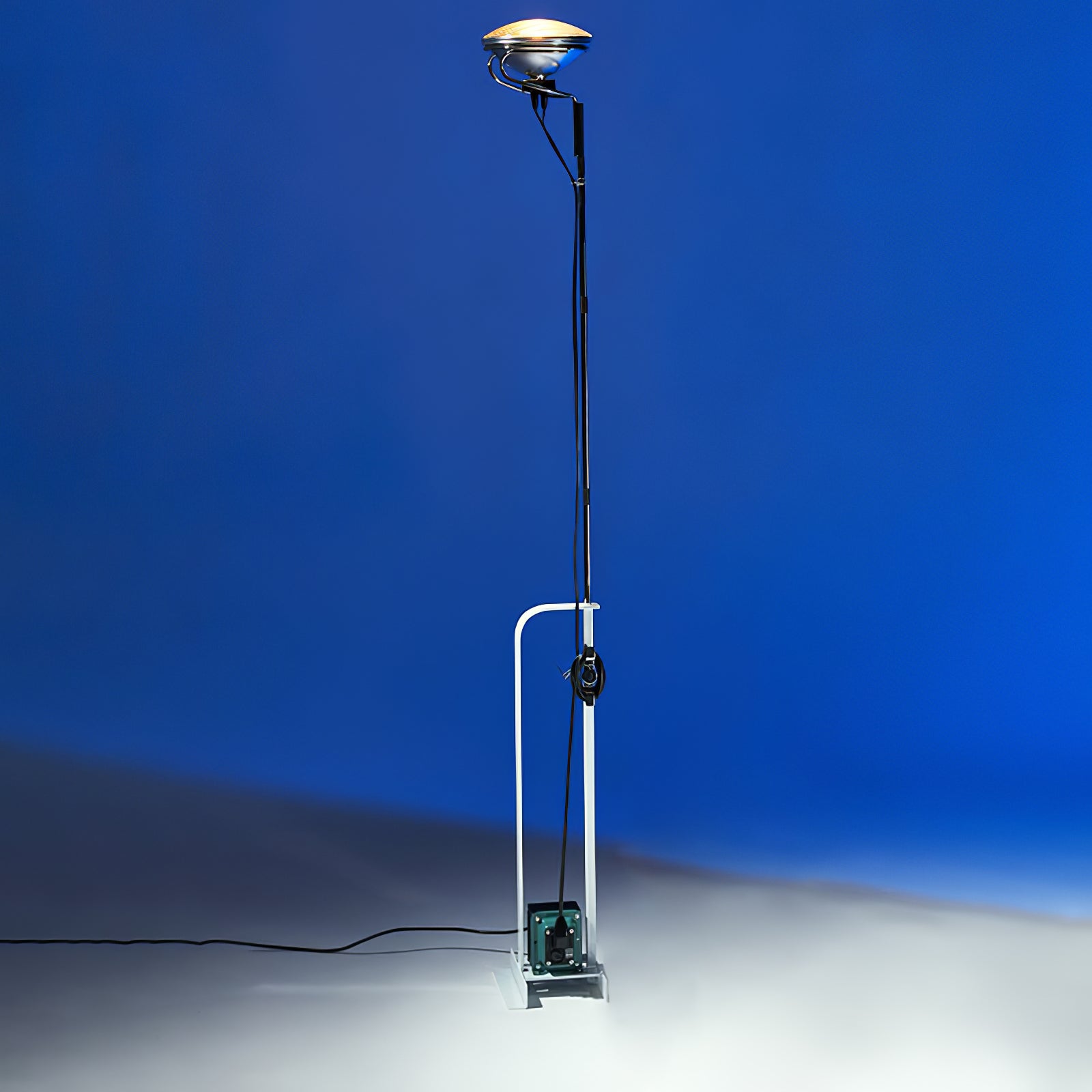 Gerald Contemporary Floor Lamp - Letslighting