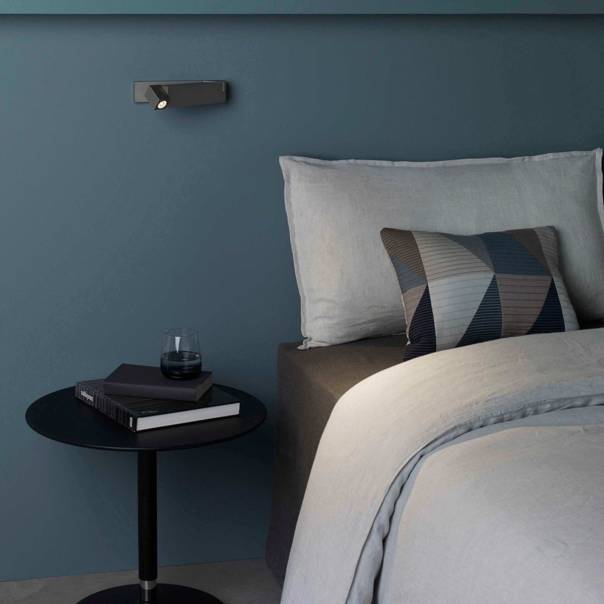 Phase LED Modern Minimalist Bedside Bedroom Wall Light - Letslighting