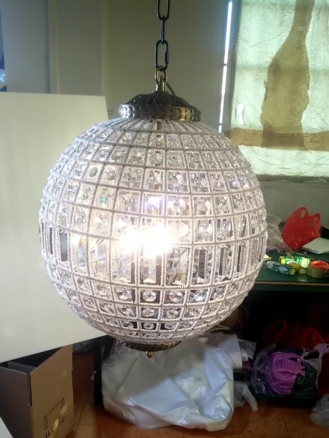 Lustra Chandelier Gold Globe Crystal Vintage - Letslighting