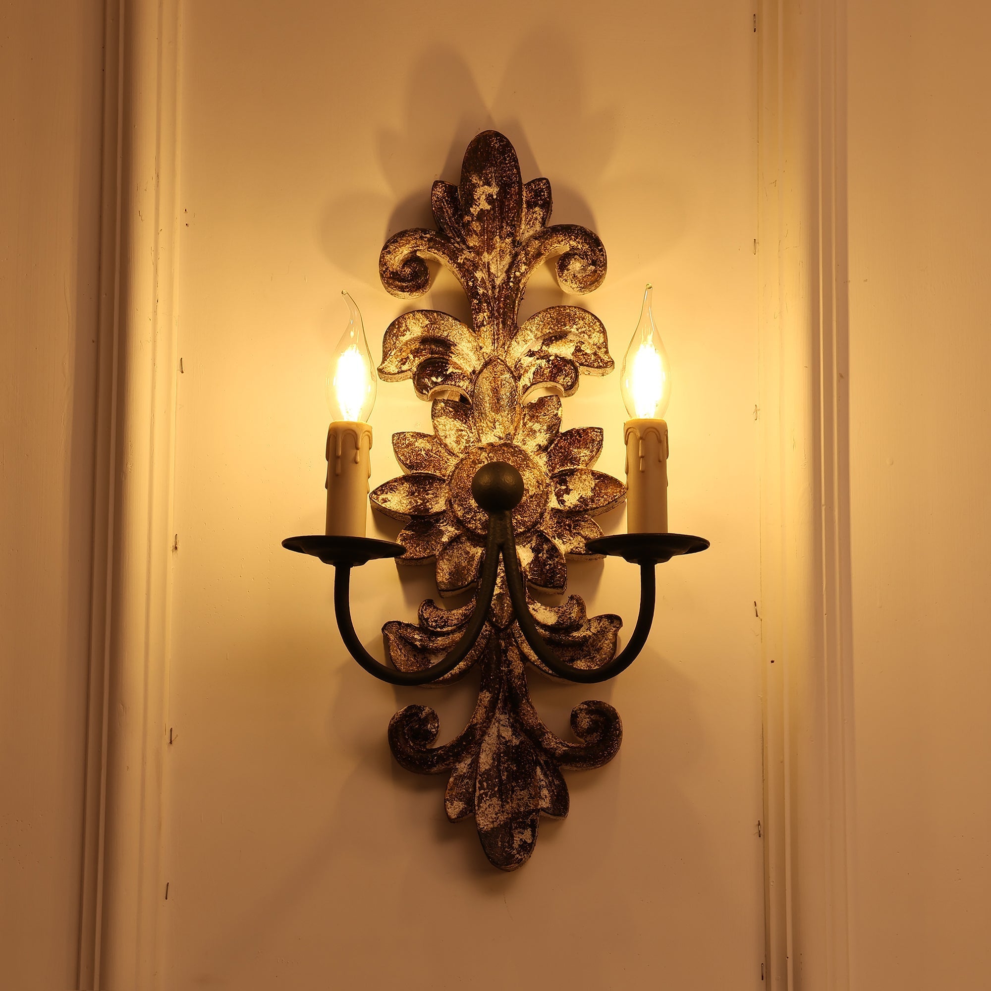 Vadora Postmodern Luxury Sconce Wall Lamp - Letslighting