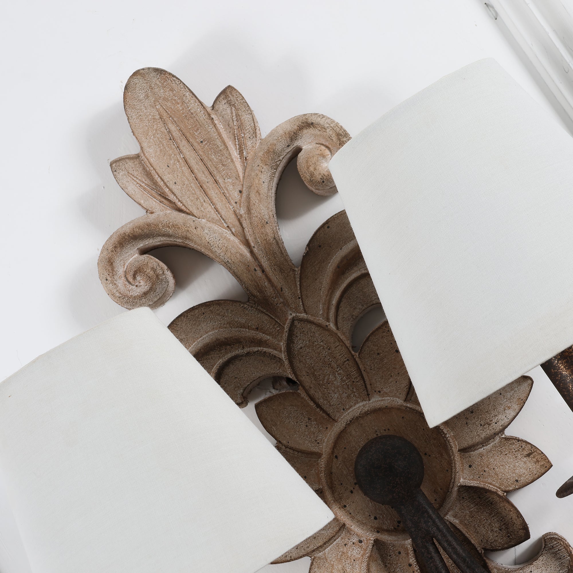 Vadora Postmodern Luxury Sconce Wall Lamp - Letslighting