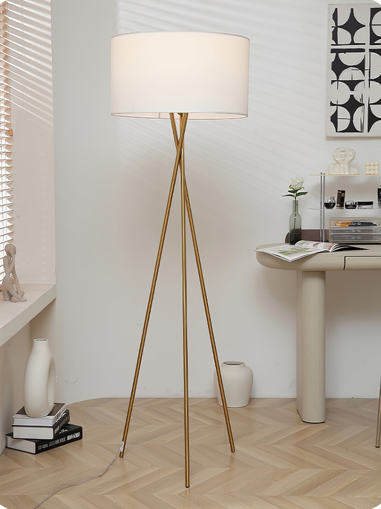 Zander Minimalist Fabric Floor Lamp - Letslighting