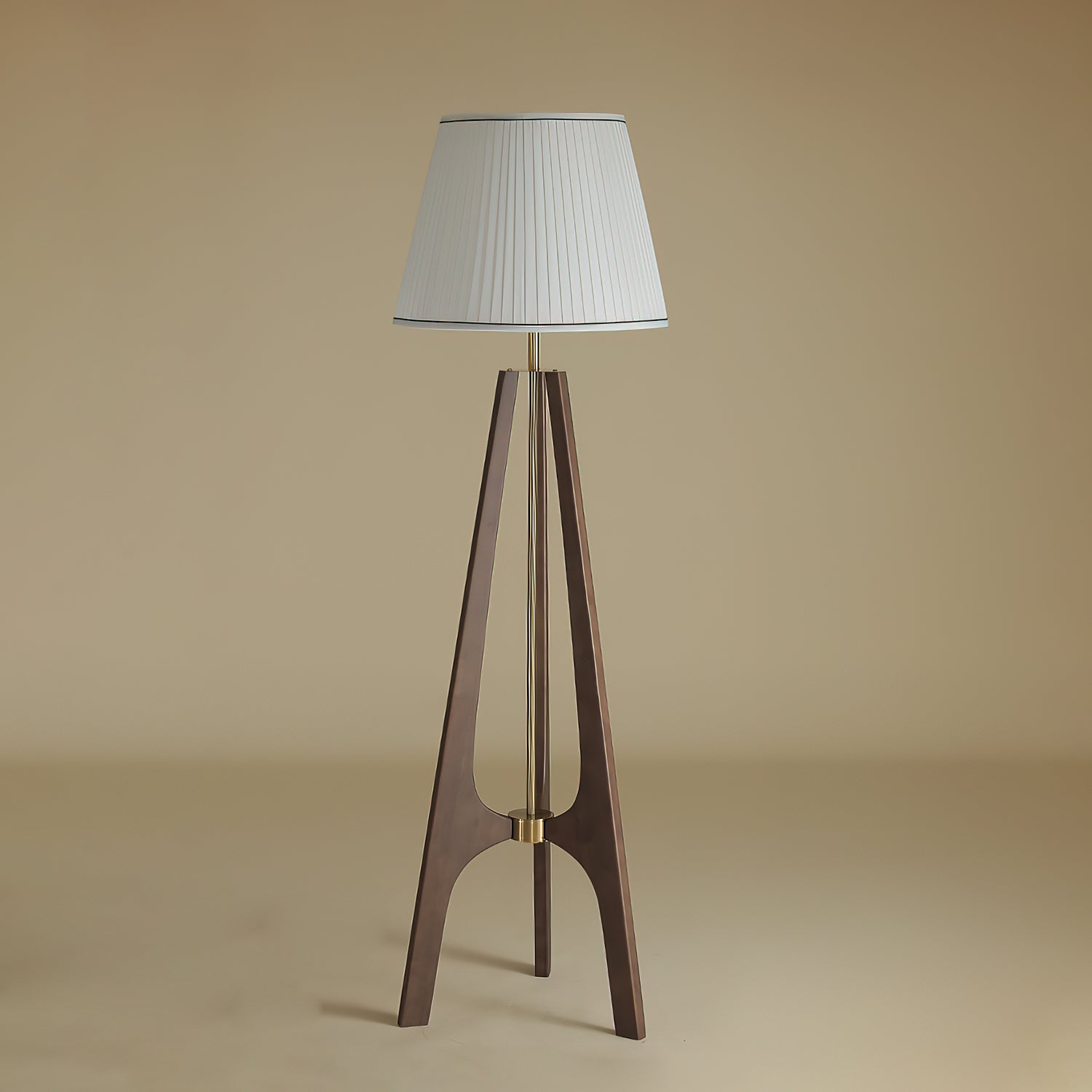 Trivelle Tripod Floor Lamp - Letslighting