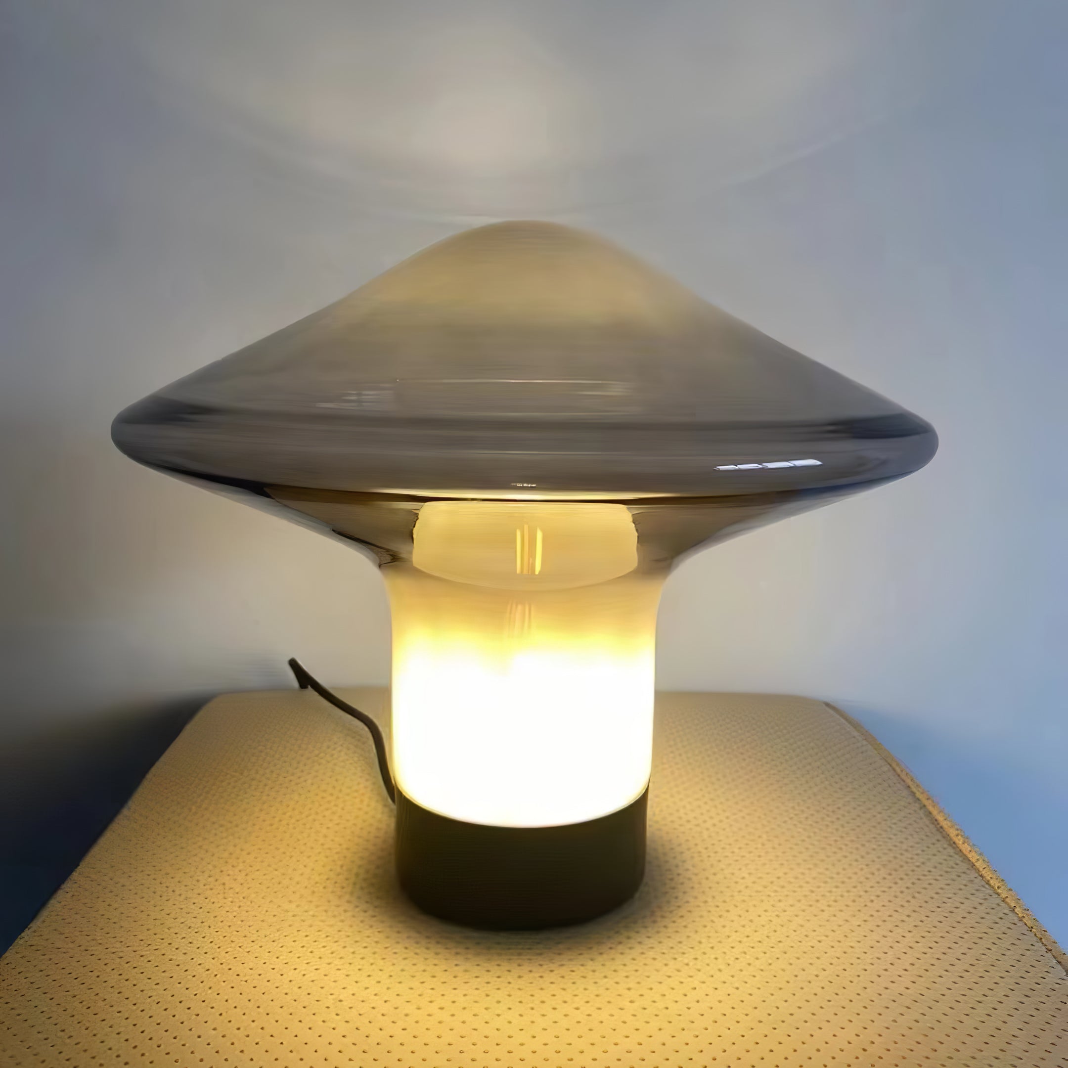 Taura Contemporary Table Lamp - Letslighting