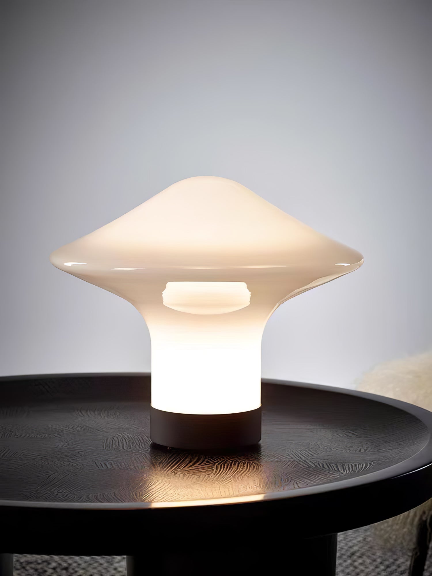Taura Contemporary Table Lamp - Letslighting