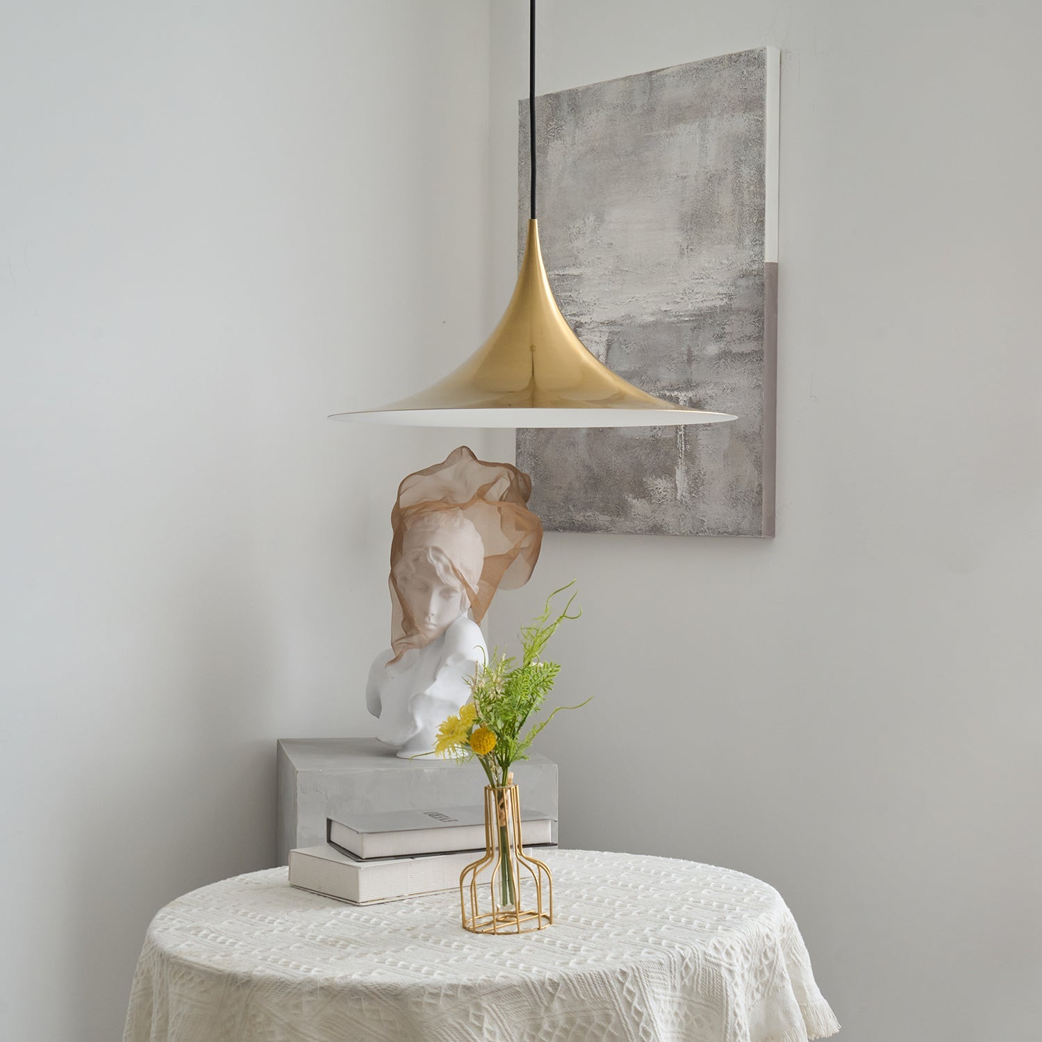 Pendant Lamp Slim Neck and Wide Flare Dining