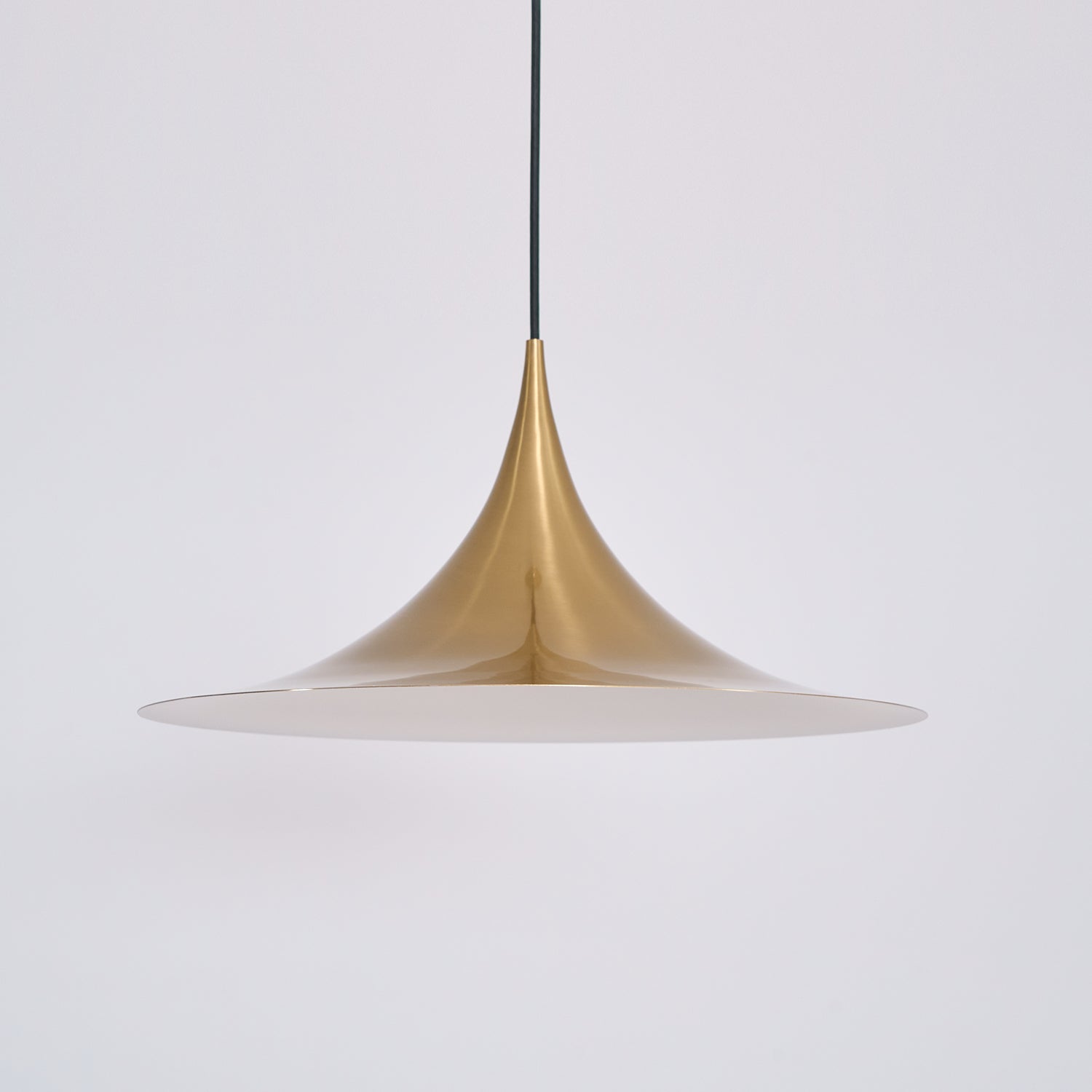 Pendant Lamp Slim Neck and Wide Flare Dining